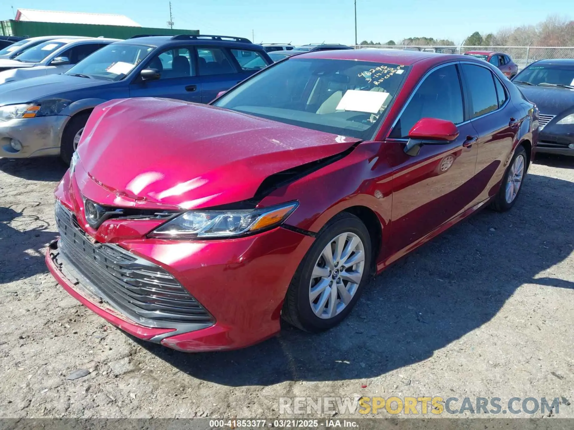 2 Фотография поврежденного автомобиля 4T1B11HK9KU708126 TOYOTA CAMRY 2019