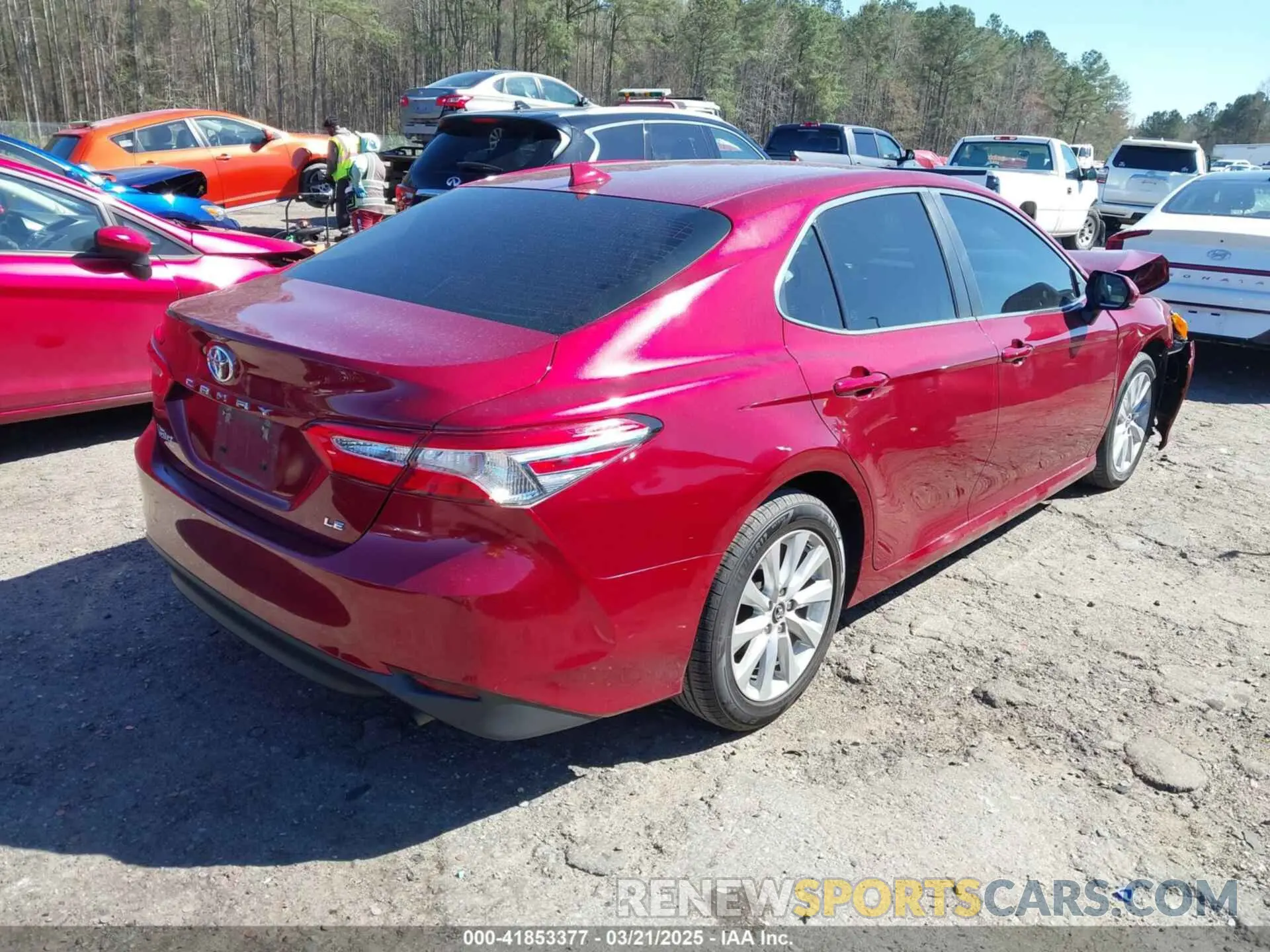 4 Фотография поврежденного автомобиля 4T1B11HK9KU708126 TOYOTA CAMRY 2019