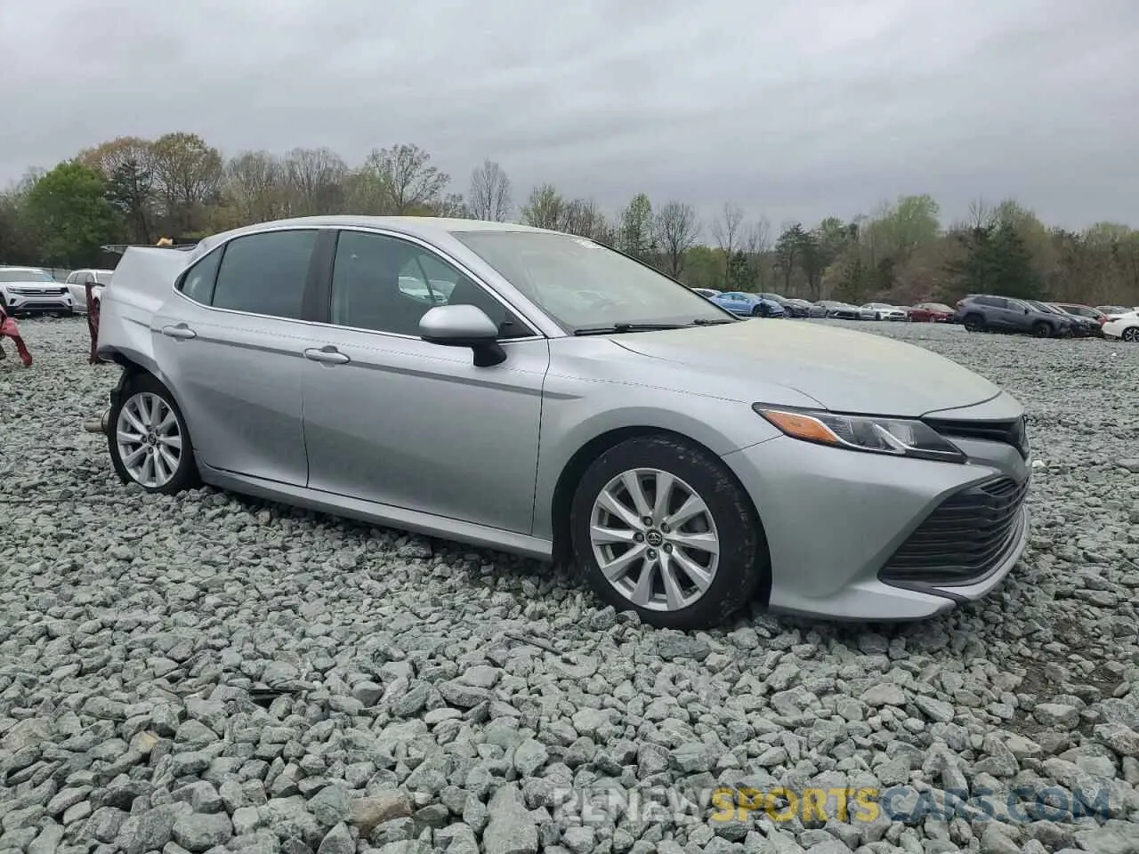 4 Photograph of a damaged car 4T1B11HK9KU736122 TOYOTA CAMRY 2019
