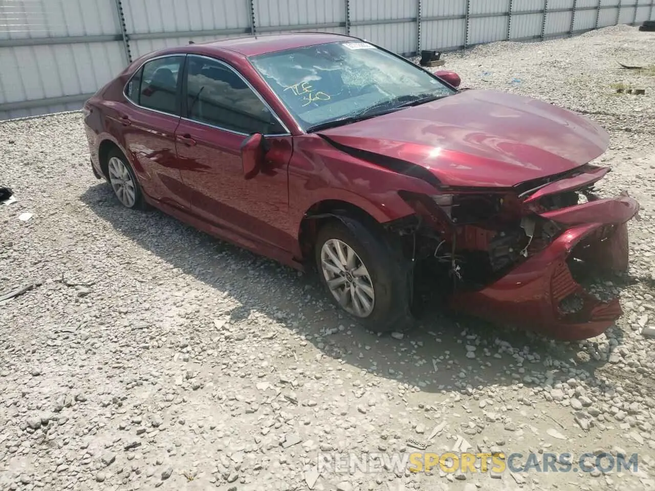 1 Фотография поврежденного автомобиля 4T1B11HK9KU737769 TOYOTA CAMRY 2019