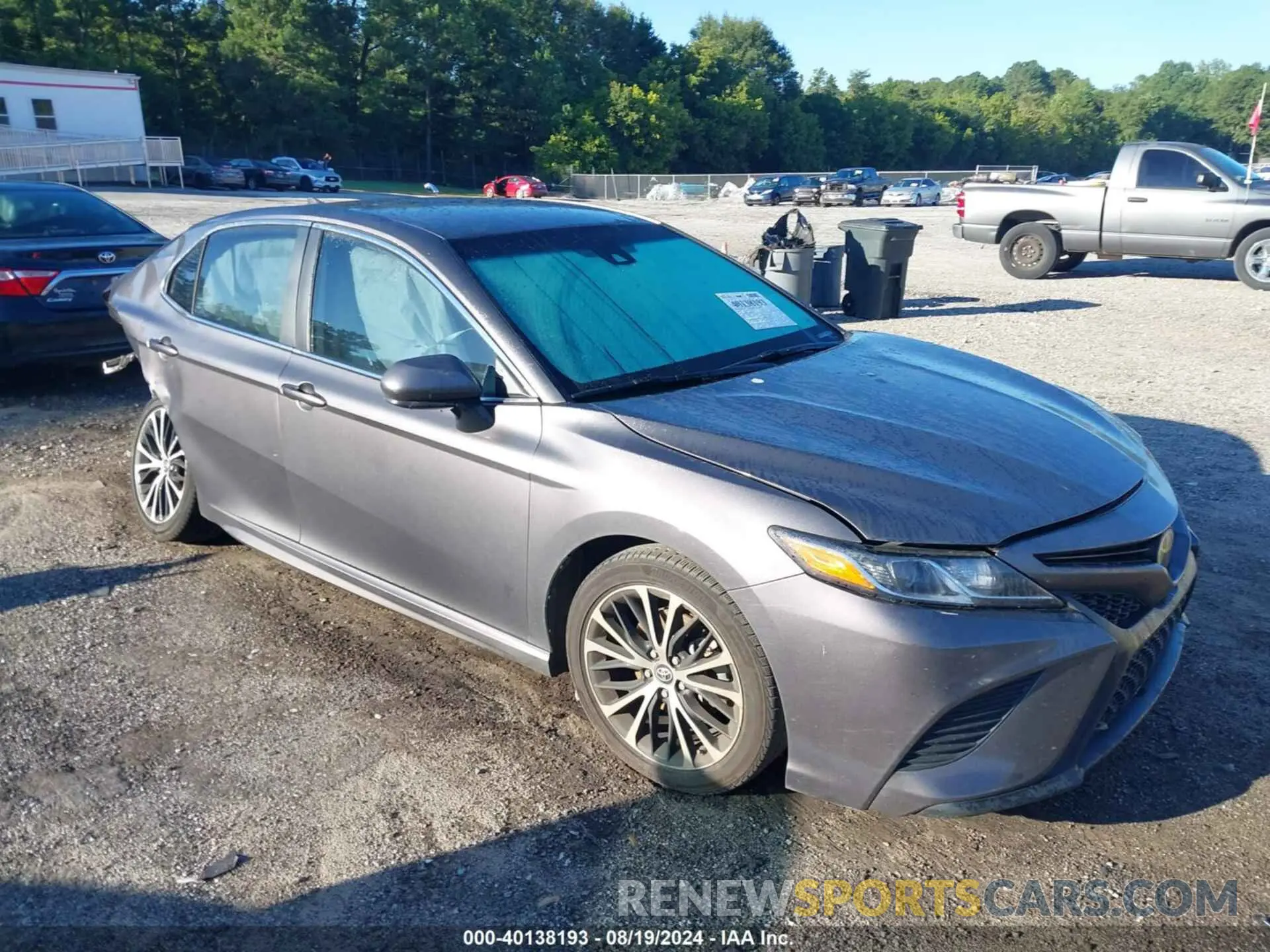 1 Photograph of a damaged car 4T1B11HK9KU740204 TOYOTA CAMRY 2019