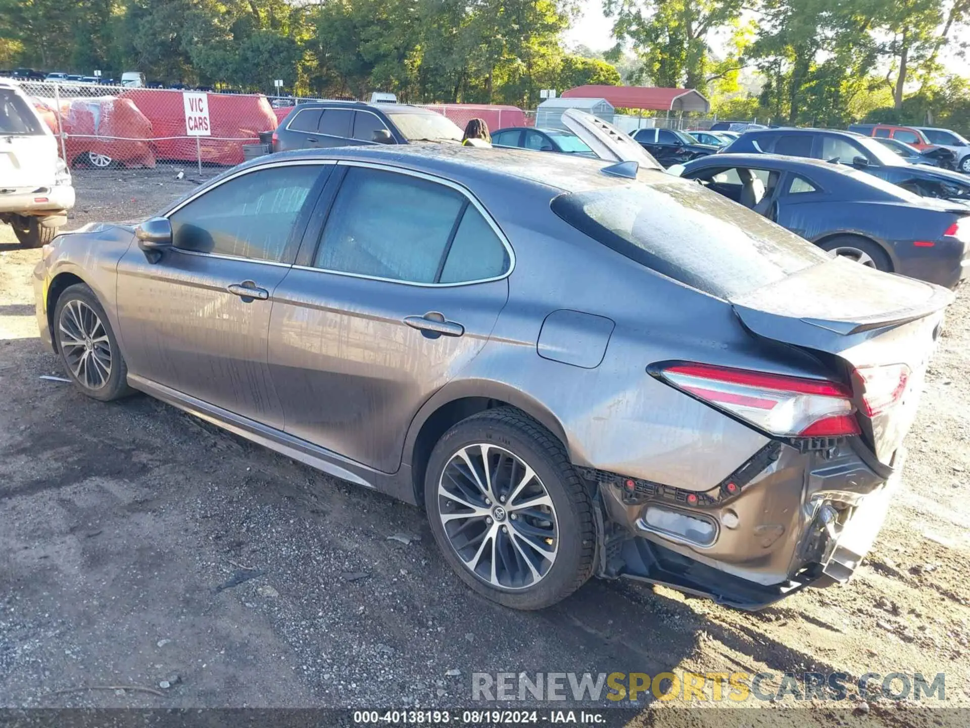 3 Photograph of a damaged car 4T1B11HK9KU740204 TOYOTA CAMRY 2019