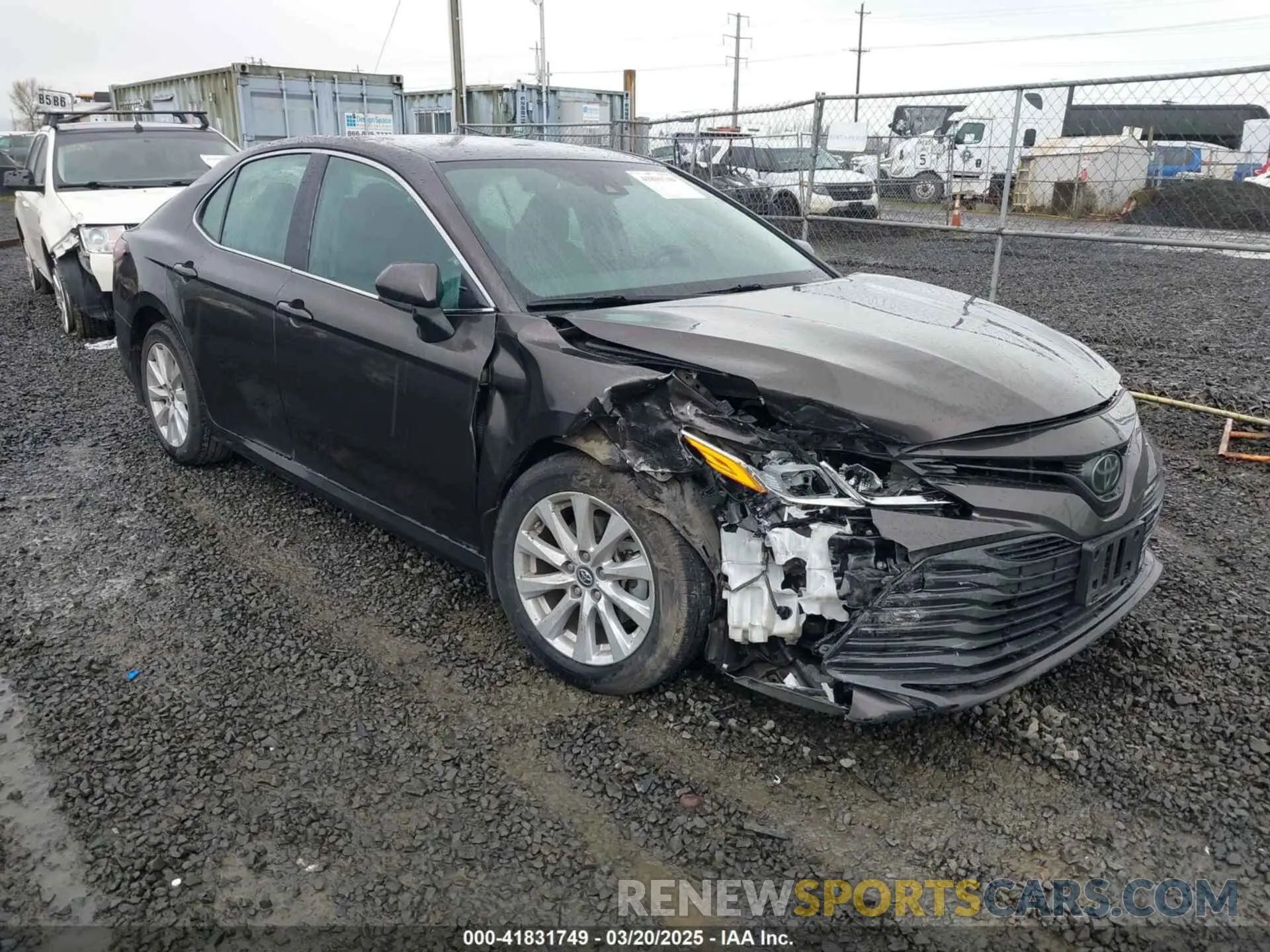 1 Photograph of a damaged car 4T1B11HK9KU744852 TOYOTA CAMRY 2019