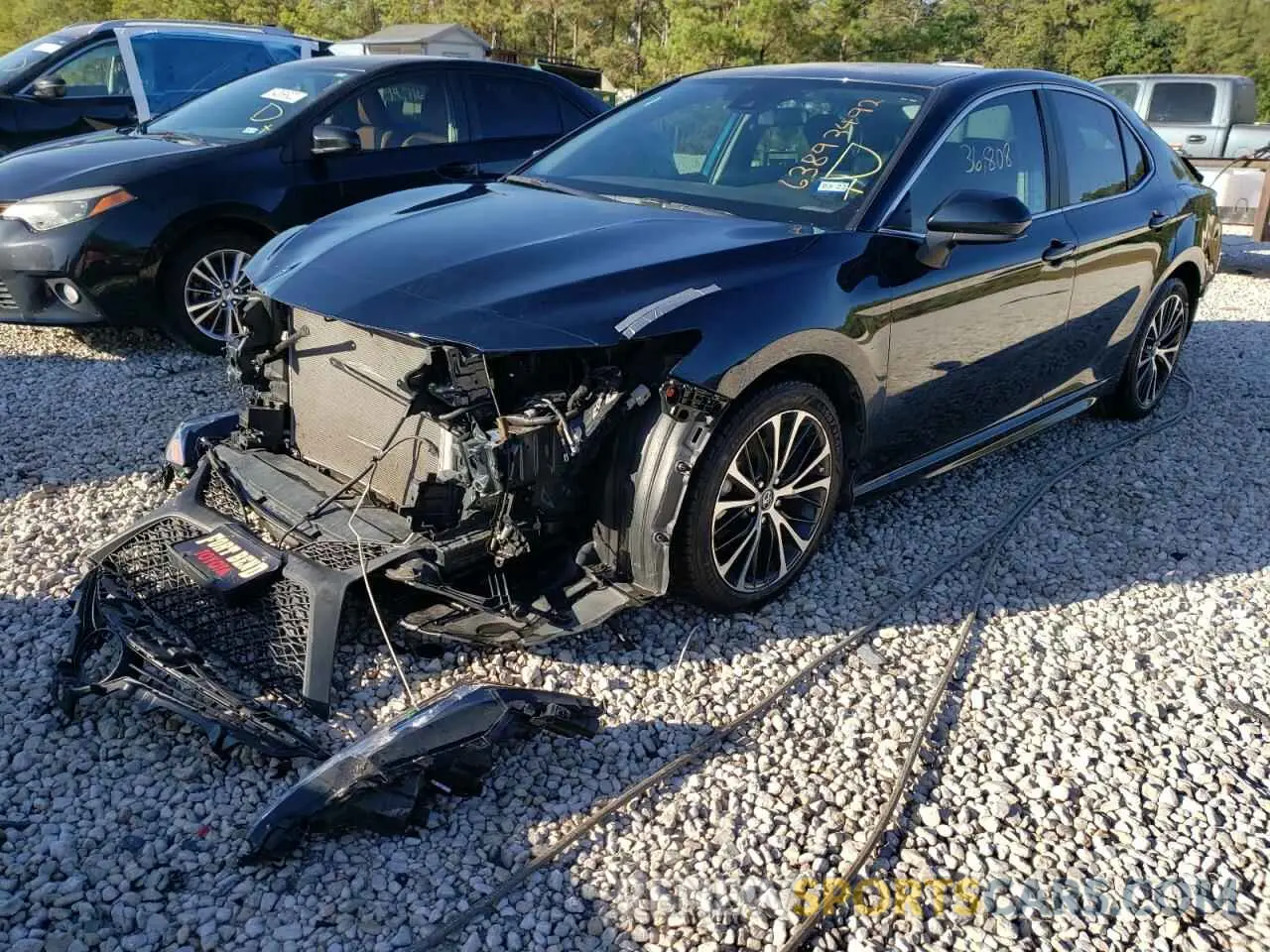 2 Фотография поврежденного автомобиля 4T1B11HK9KU753826 TOYOTA CAMRY 2019