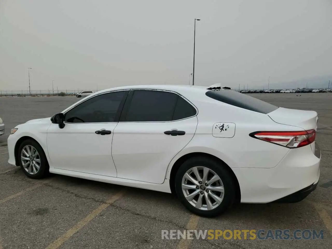 2 Фотография поврежденного автомобиля 4T1B11HK9KU761599 TOYOTA CAMRY 2019