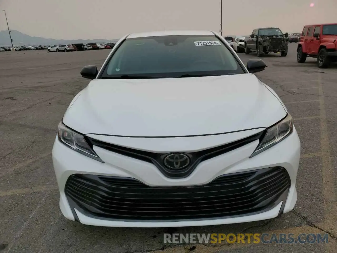 5 Фотография поврежденного автомобиля 4T1B11HK9KU761599 TOYOTA CAMRY 2019