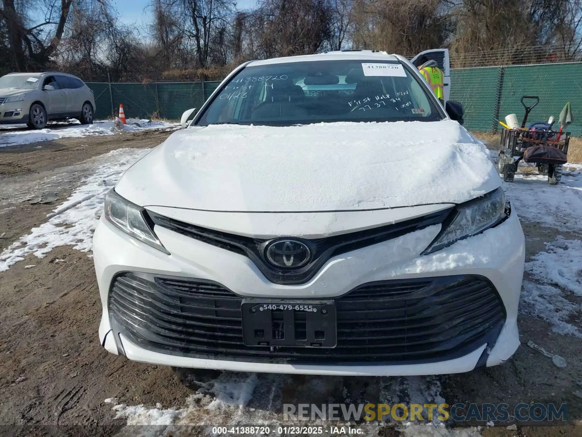 12 Фотография поврежденного автомобиля 4T1B11HK9KU773784 TOYOTA CAMRY 2019