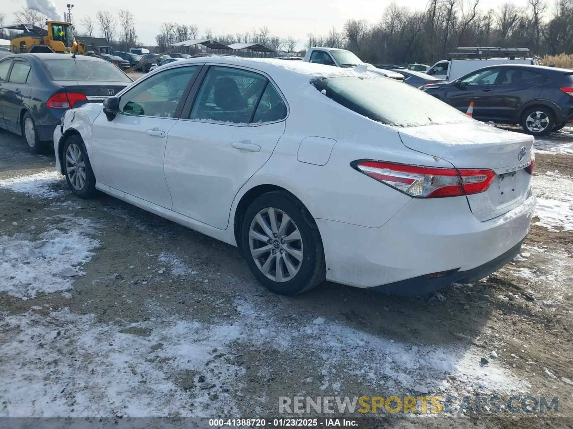 3 Фотография поврежденного автомобиля 4T1B11HK9KU773784 TOYOTA CAMRY 2019