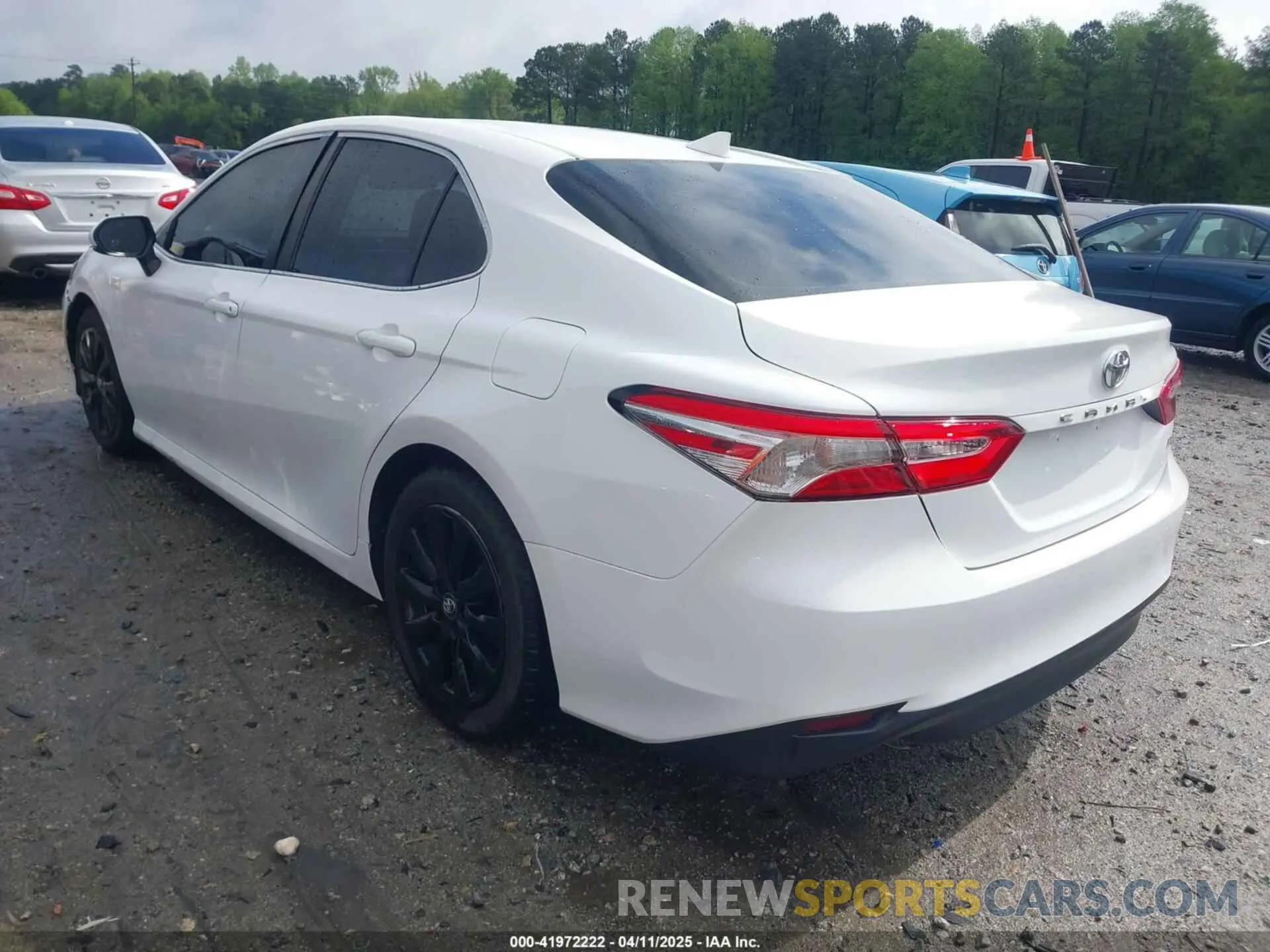 3 Фотография поврежденного автомобиля 4T1B11HK9KU775213 TOYOTA CAMRY 2019