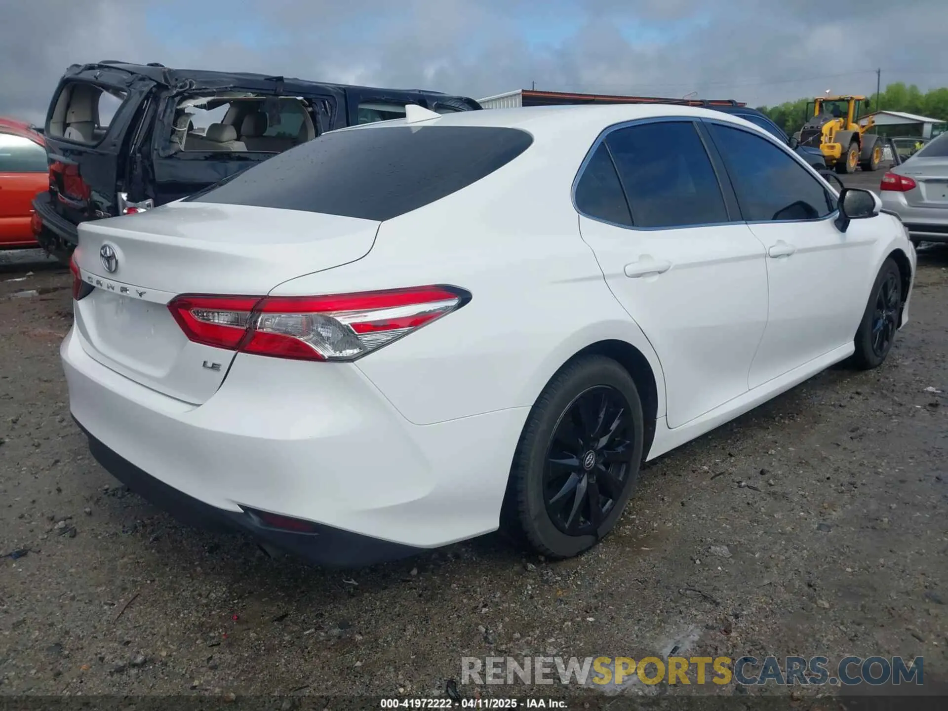 4 Фотография поврежденного автомобиля 4T1B11HK9KU775213 TOYOTA CAMRY 2019
