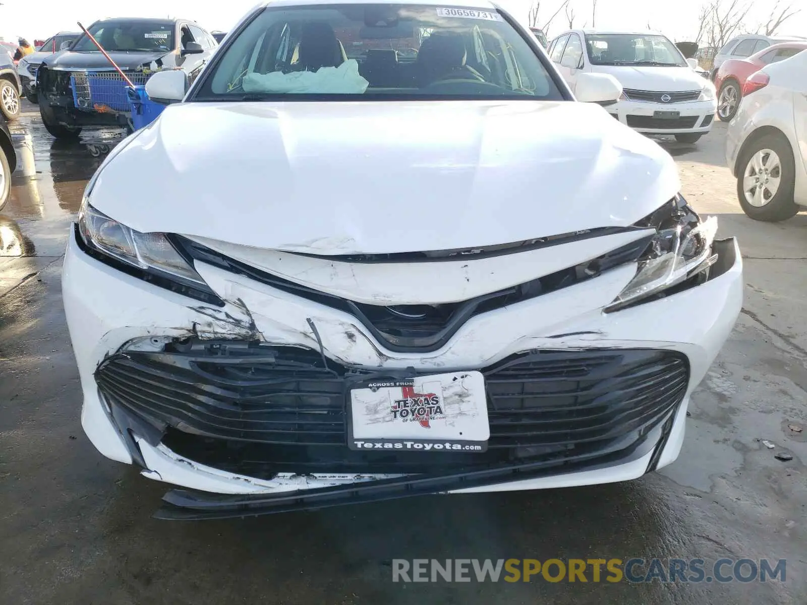 9 Photograph of a damaged car 4T1B11HK9KU793968 TOYOTA CAMRY 2019