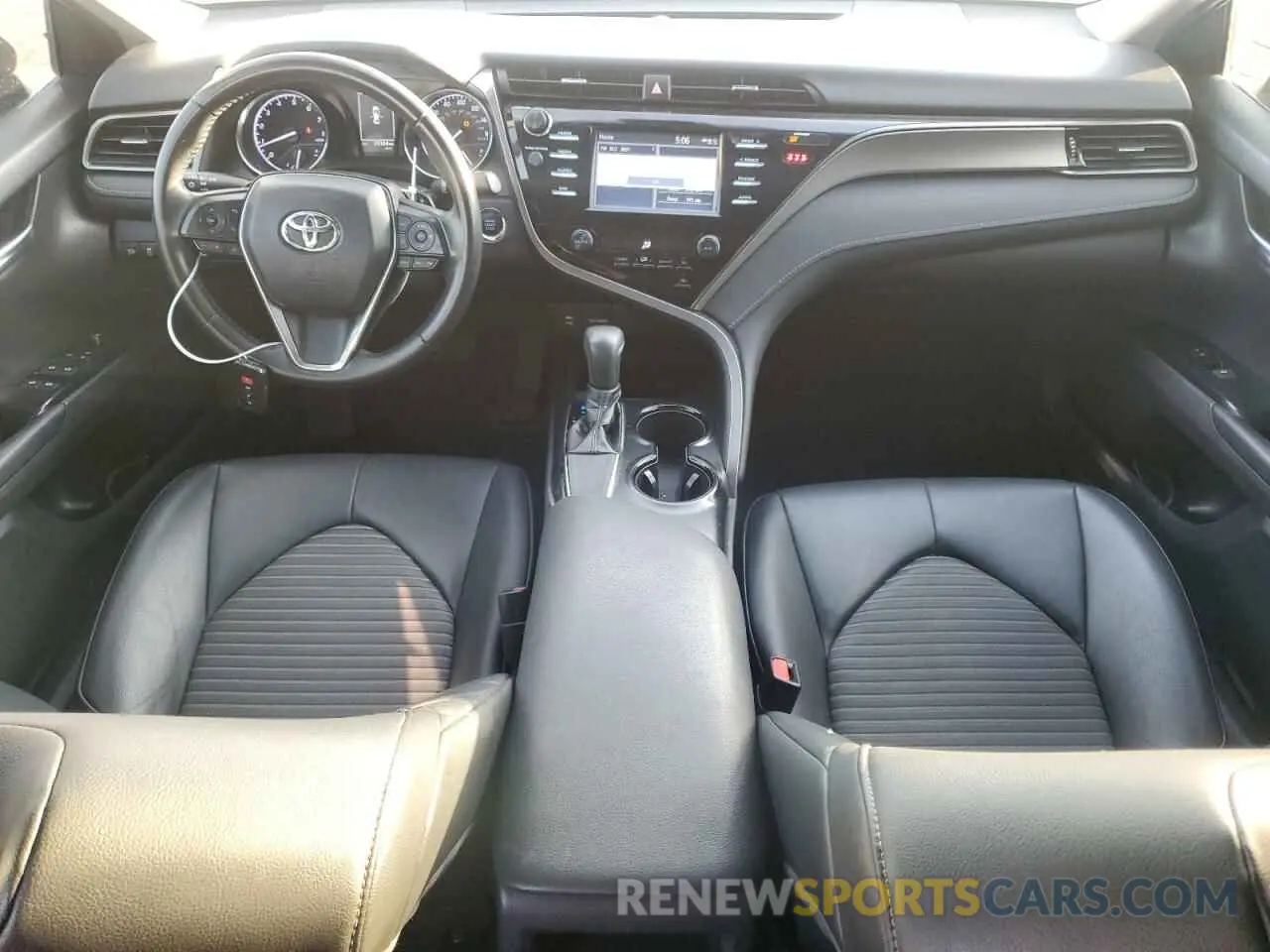 8 Photograph of a damaged car 4T1B11HK9KU795347 TOYOTA CAMRY 2019