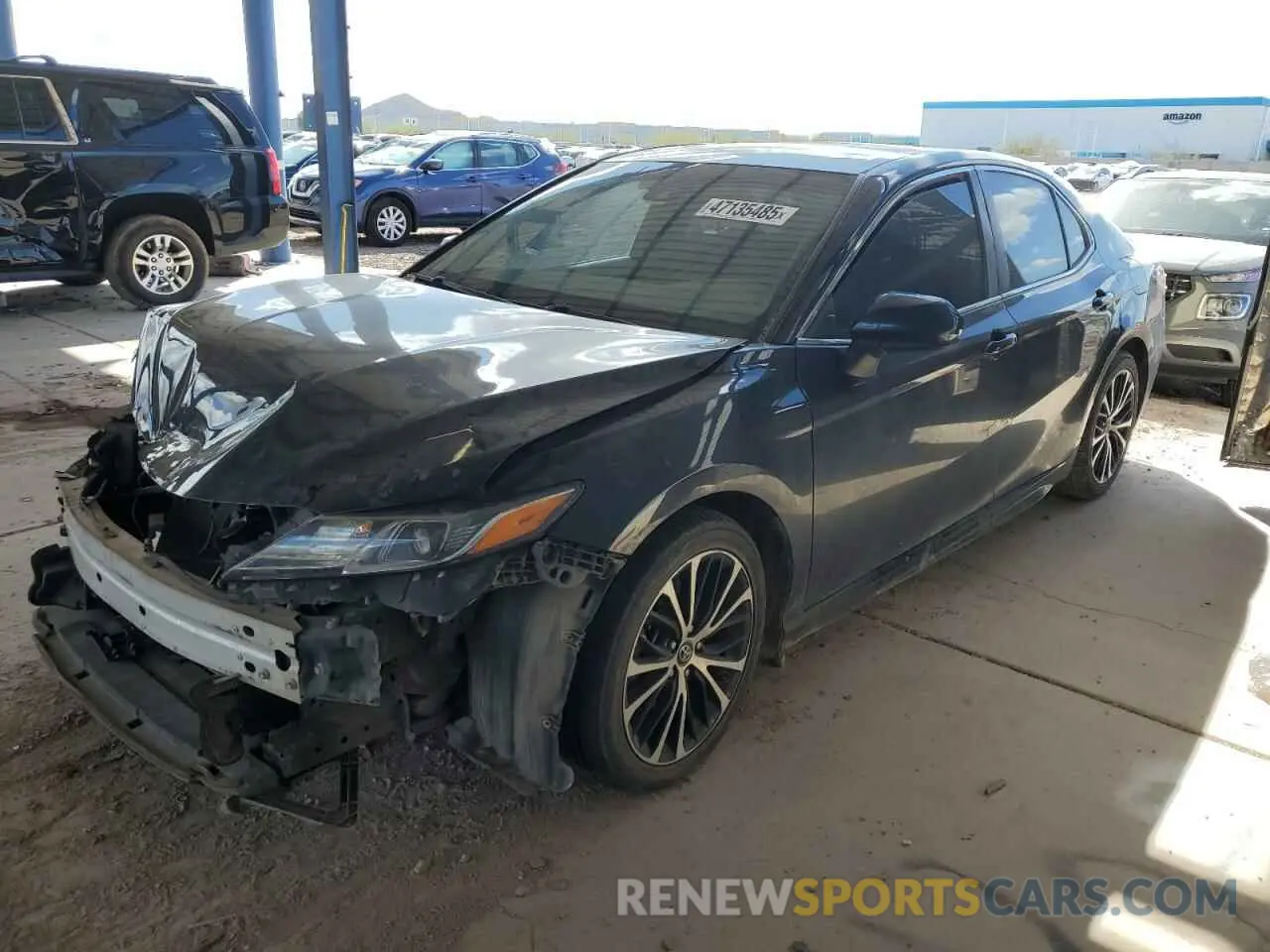 1 Photograph of a damaged car 4T1B11HK9KU817329 TOYOTA CAMRY 2019