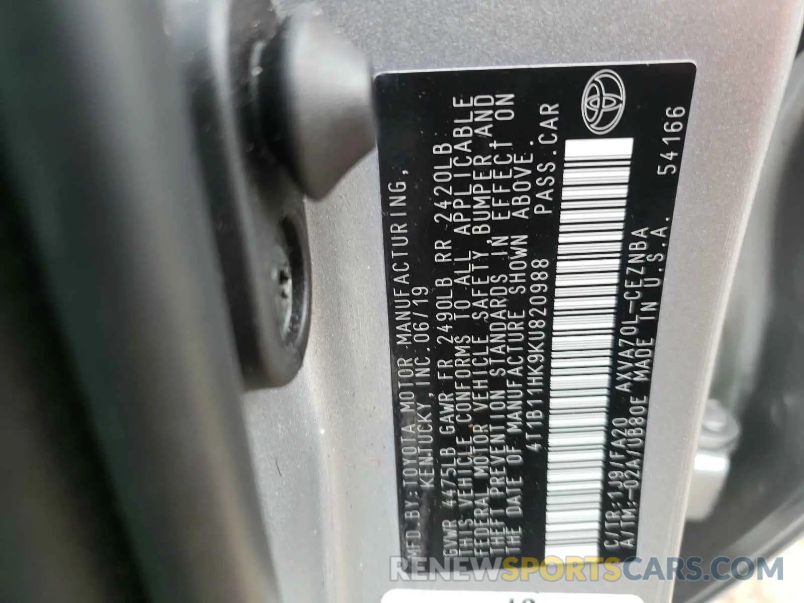 10 Photograph of a damaged car 4T1B11HK9KU820988 TOYOTA CAMRY 2019