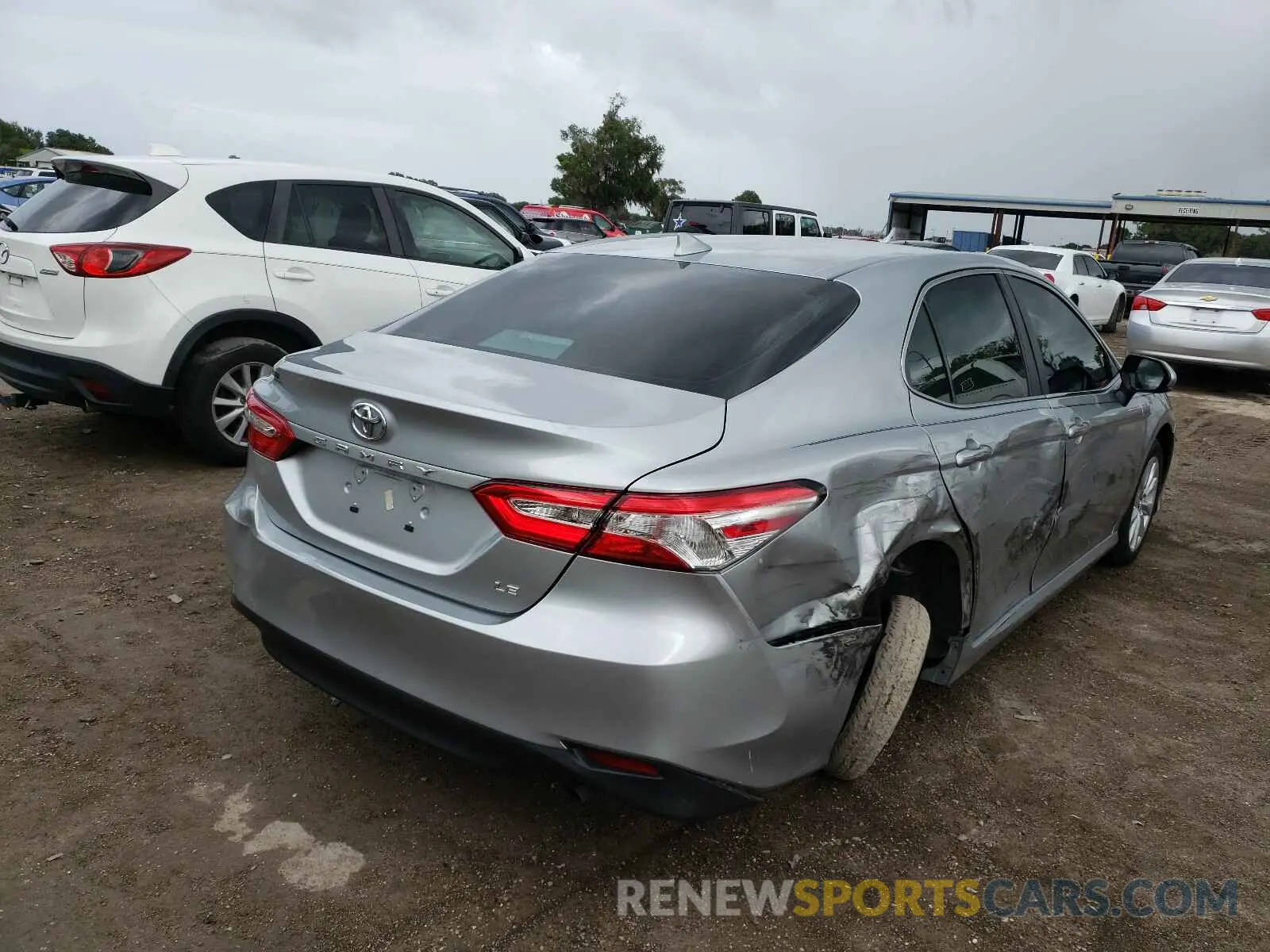 4 Photograph of a damaged car 4T1B11HK9KU820988 TOYOTA CAMRY 2019