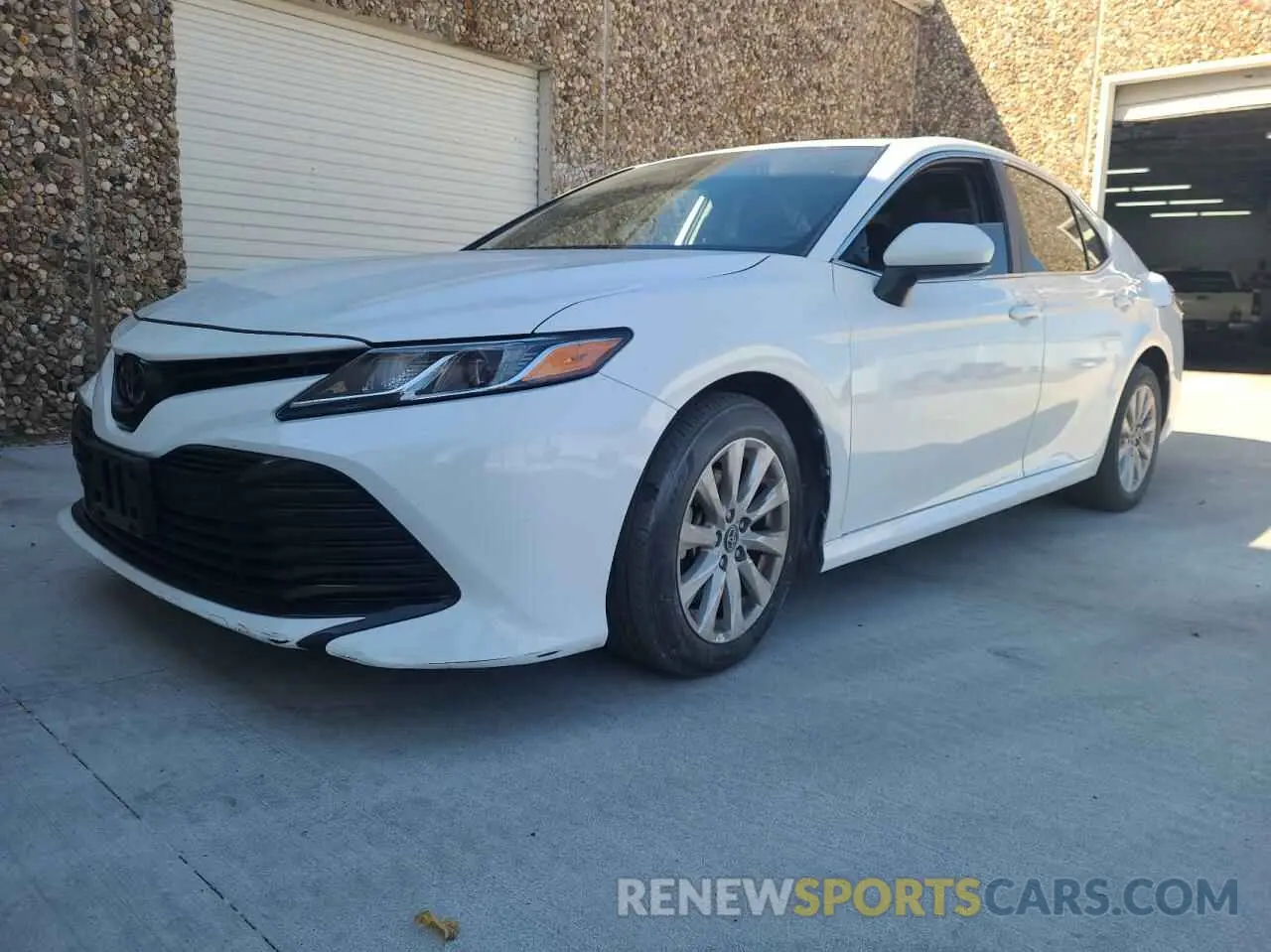 2 Photograph of a damaged car 4T1B11HK9KU829867 TOYOTA CAMRY 2019