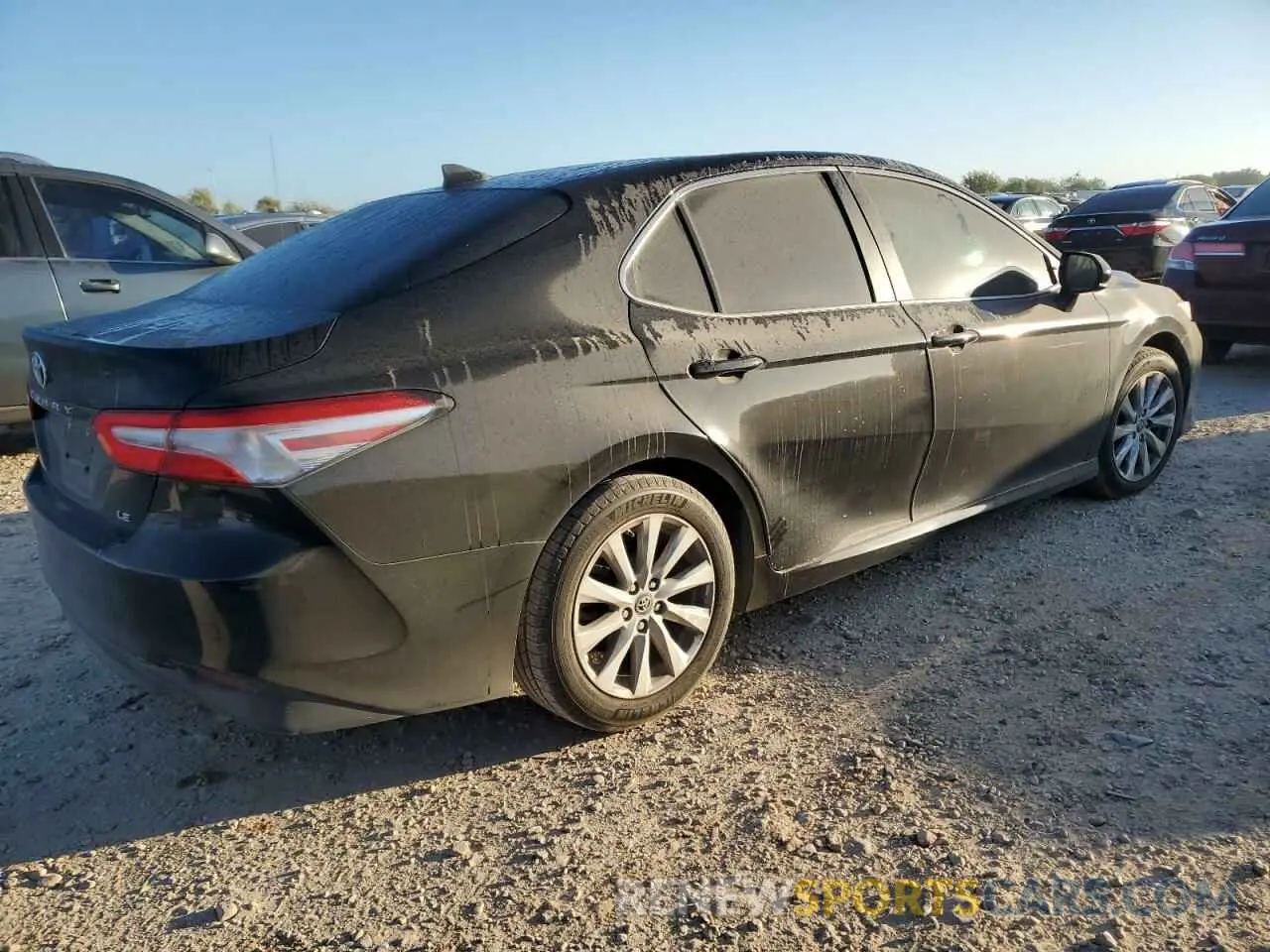 3 Photograph of a damaged car 4T1B11HK9KU831120 TOYOTA CAMRY 2019