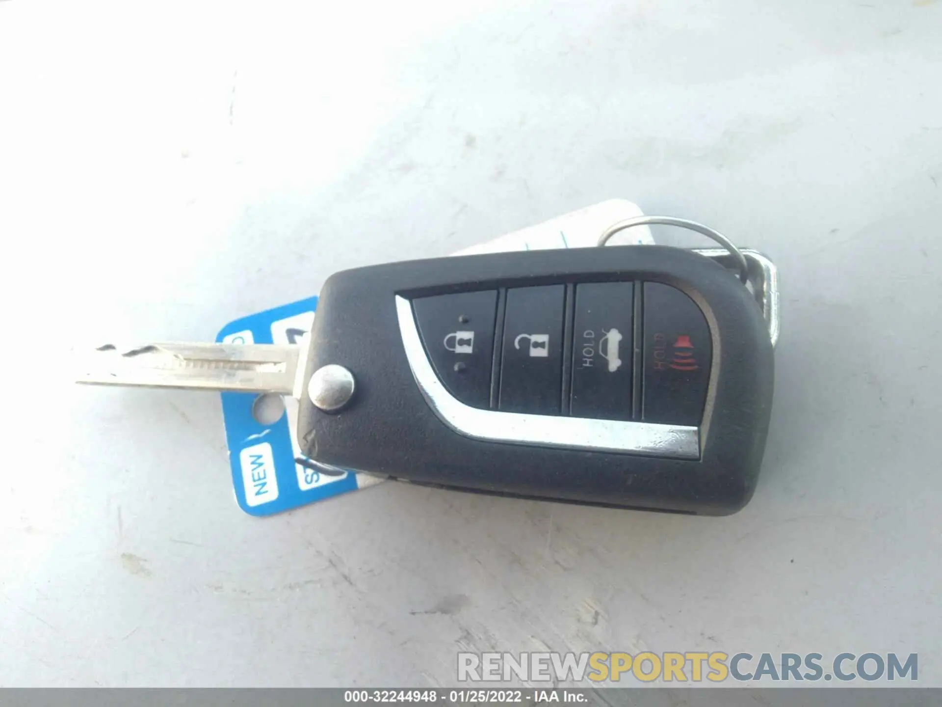 11 Photograph of a damaged car 4T1B11HK9KU836043 TOYOTA CAMRY 2019
