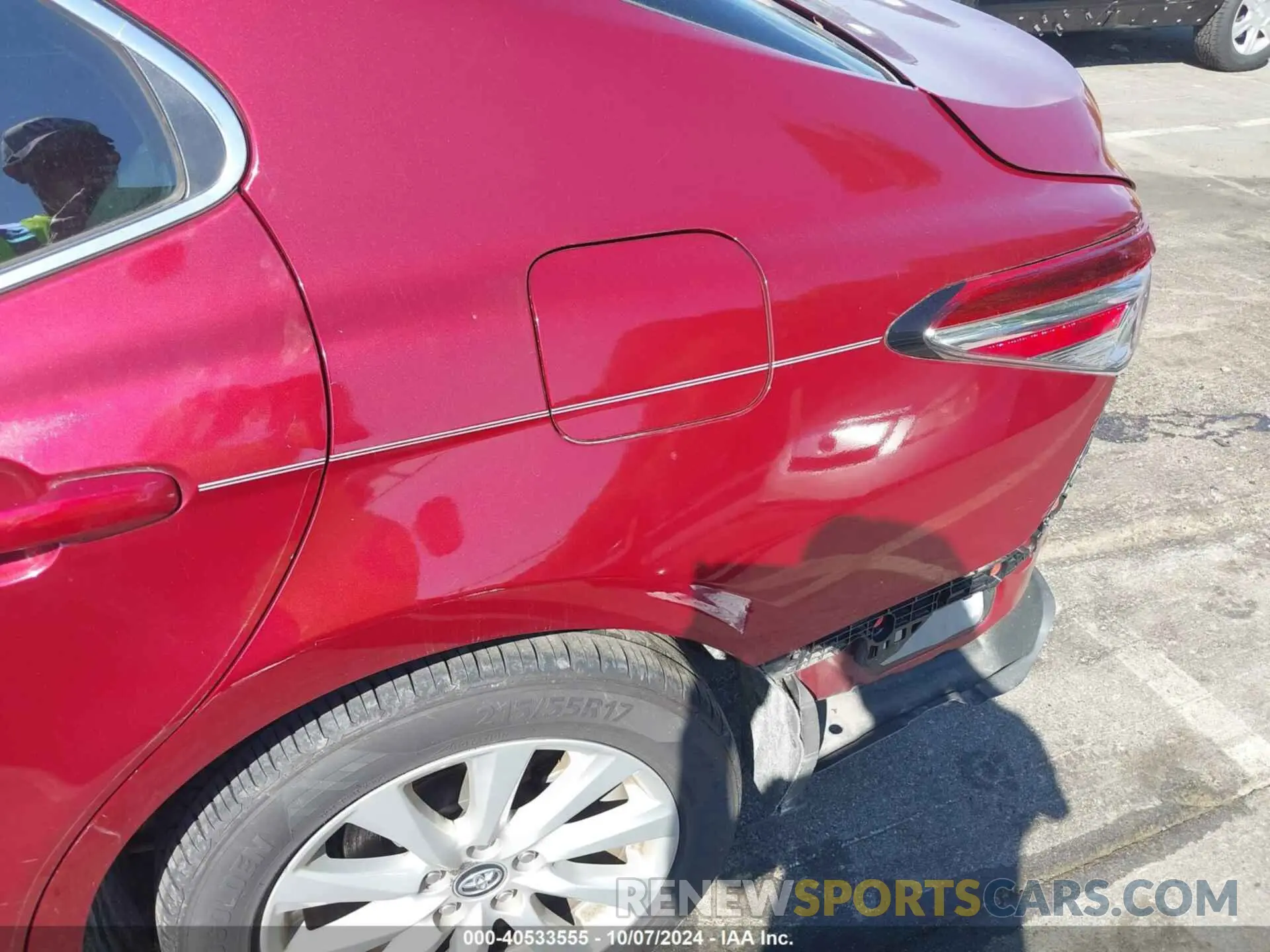 19 Photograph of a damaged car 4T1B11HK9KU845180 TOYOTA CAMRY 2019