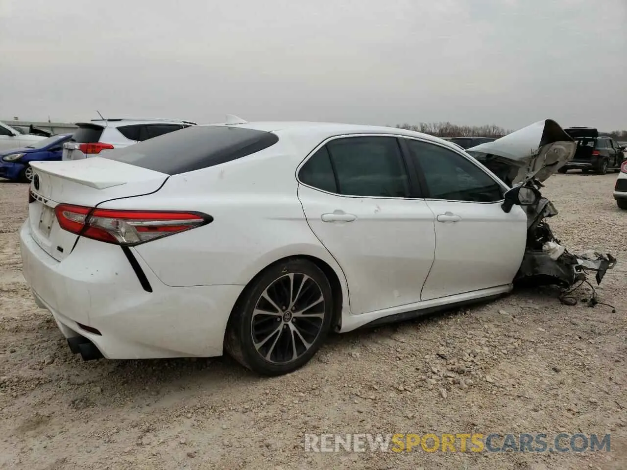 3 Photograph of a damaged car 4T1B11HK9KU845678 TOYOTA CAMRY 2019