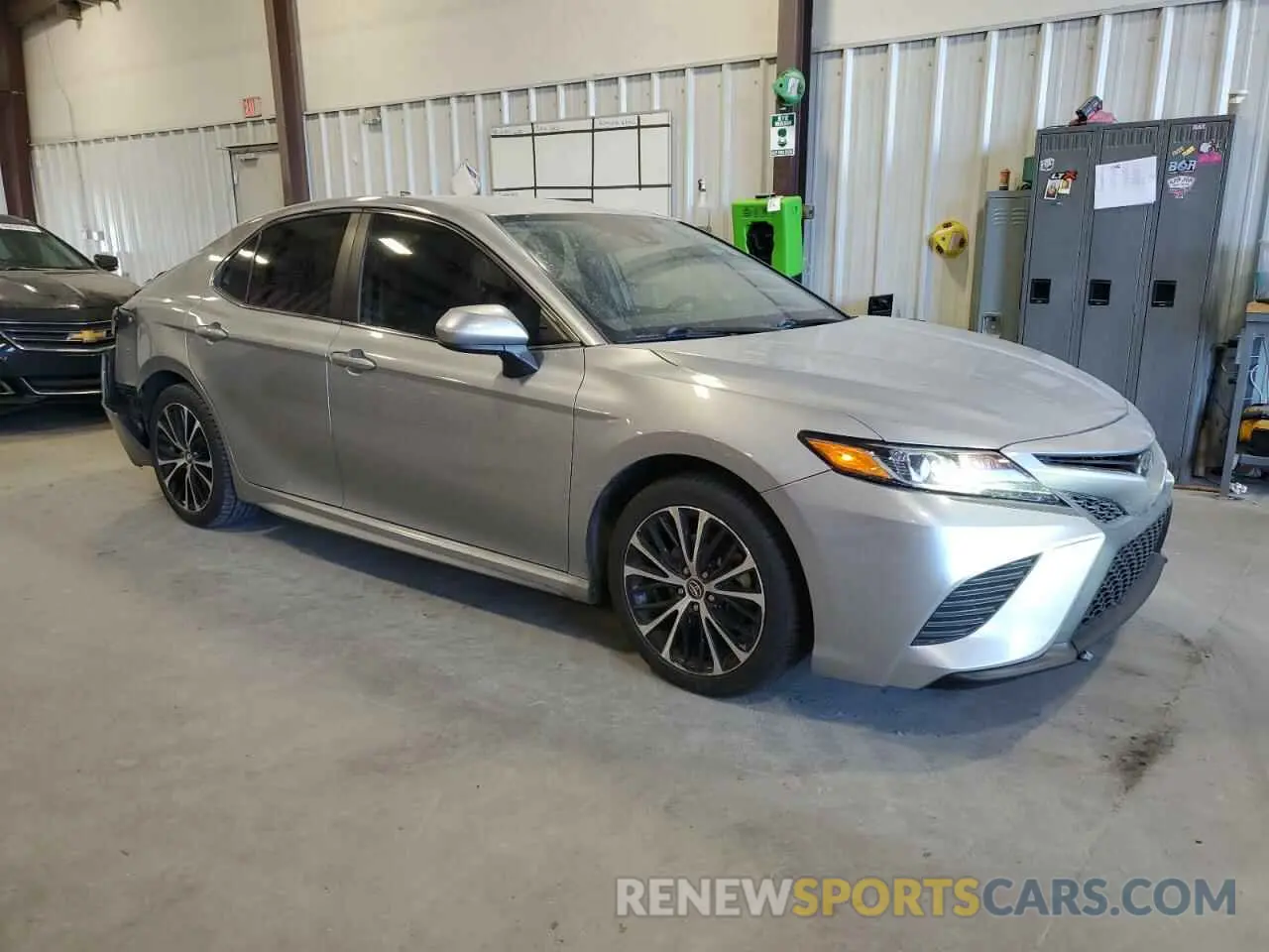 4 Фотография поврежденного автомобиля 4T1B11HK9KU847365 TOYOTA CAMRY 2019