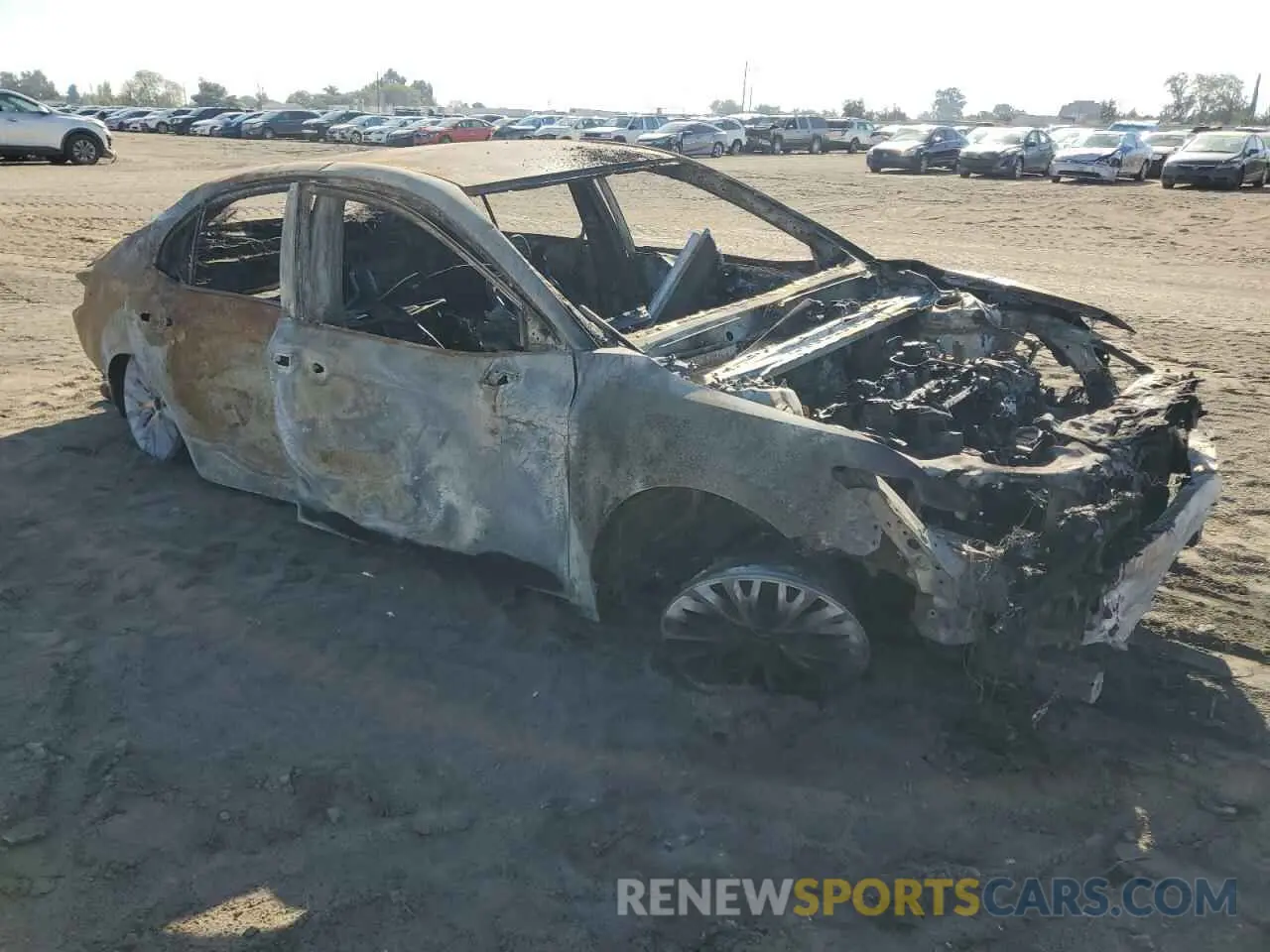 4 Photograph of a damaged car 4T1B11HK9KU848452 TOYOTA CAMRY 2019