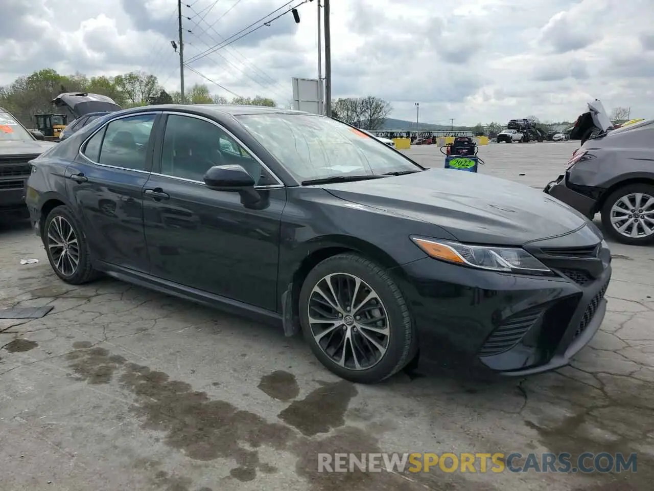 4 Photograph of a damaged car 4T1B11HK9KU849620 TOYOTA CAMRY 2019