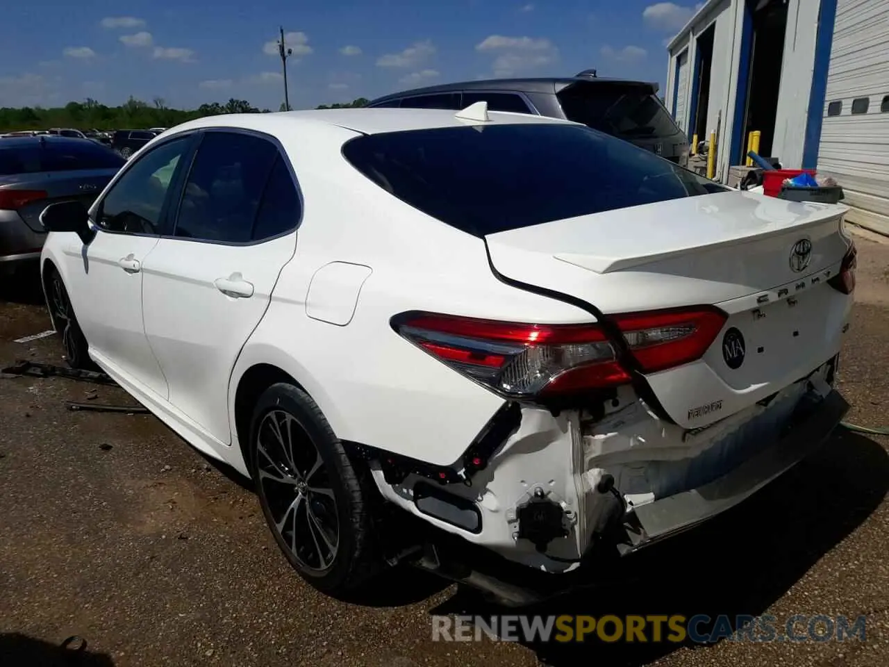 3 Фотография поврежденного автомобиля 4T1B11HKXKU161514 TOYOTA CAMRY 2019