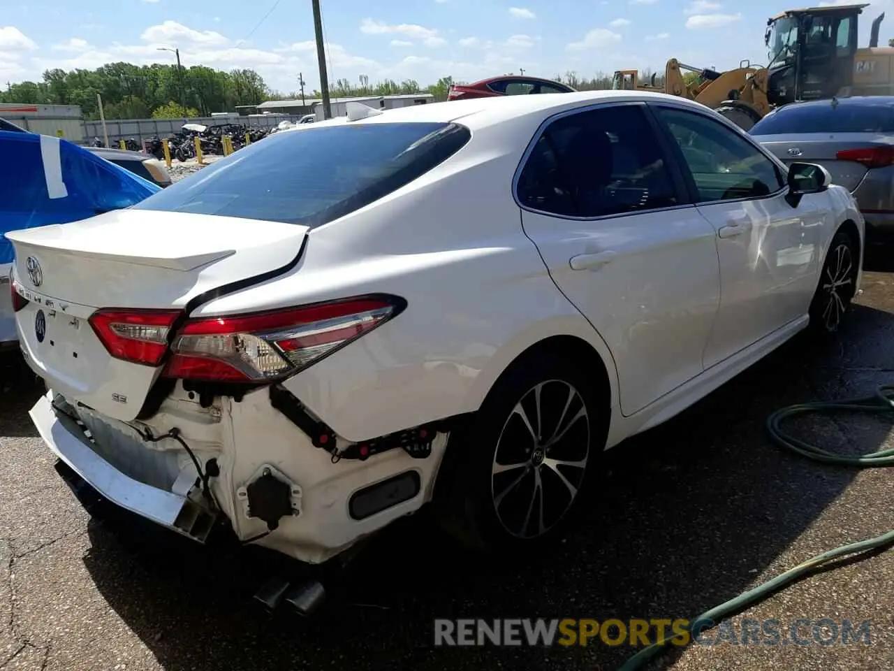 4 Фотография поврежденного автомобиля 4T1B11HKXKU161514 TOYOTA CAMRY 2019
