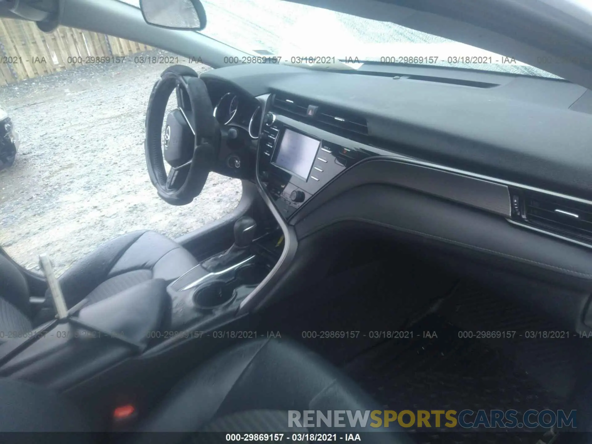 5 Photograph of a damaged car 4T1B11HKXKU161593 TOYOTA CAMRY 2019