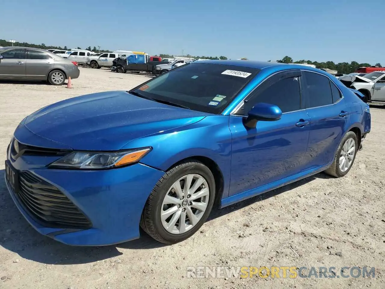 1 Photograph of a damaged car 4T1B11HKXKU163280 TOYOTA CAMRY 2019