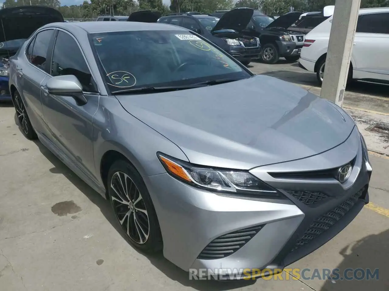 1 Фотография поврежденного автомобиля 4T1B11HKXKU188521 TOYOTA CAMRY 2019