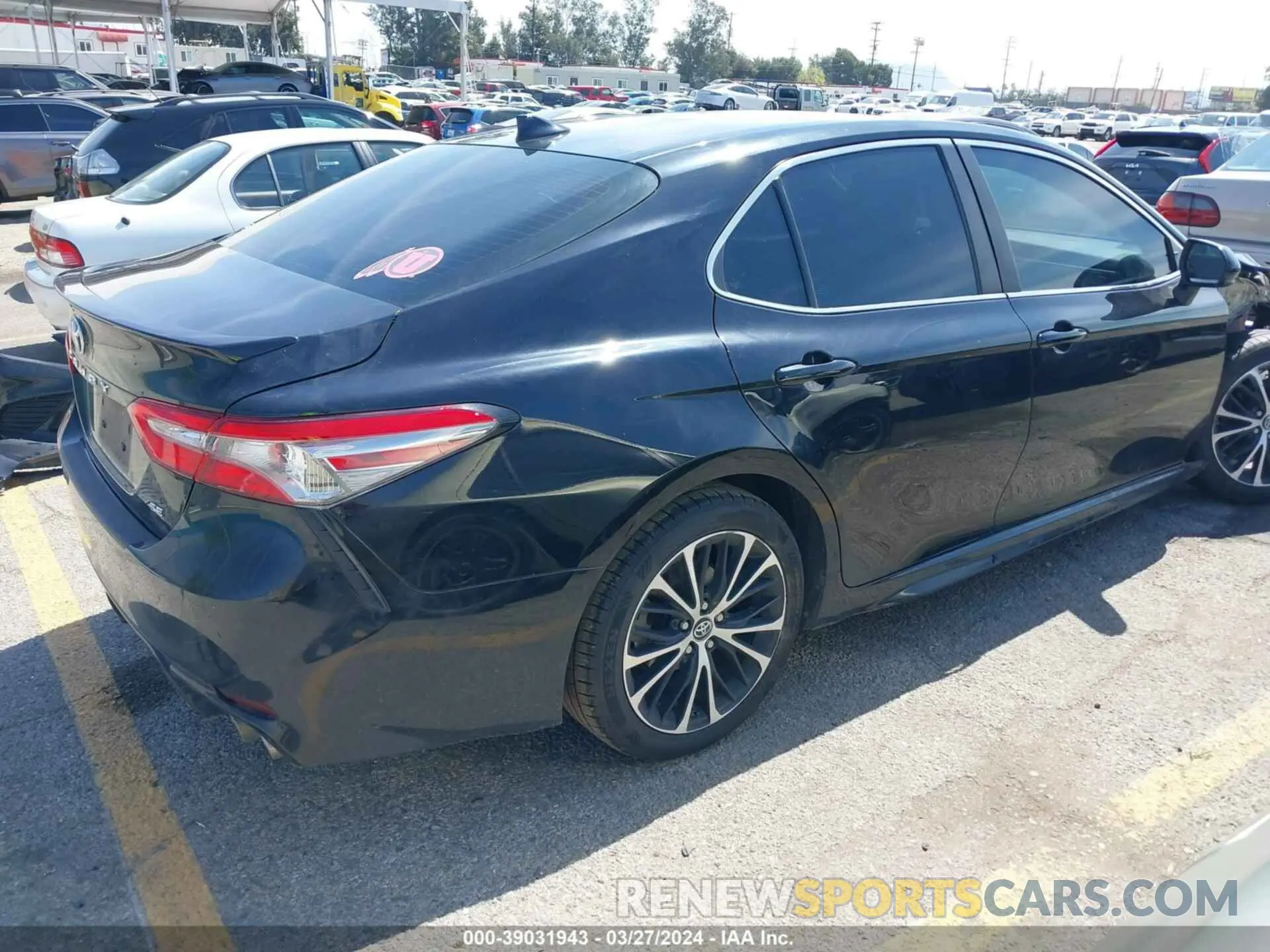 4 Фотография поврежденного автомобиля 4T1B11HKXKU190897 TOYOTA CAMRY 2019