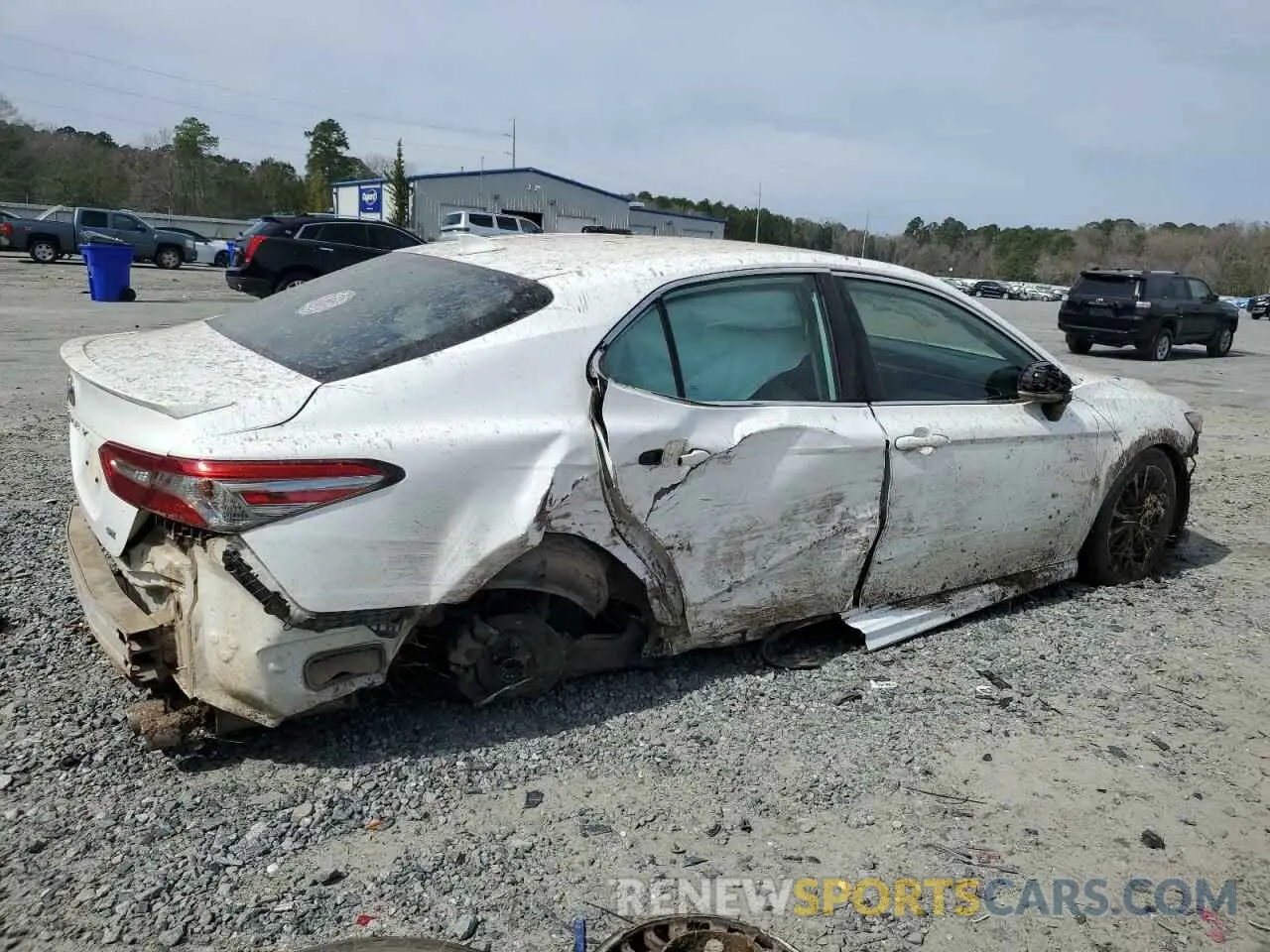 3 Photograph of a damaged car 4T1B11HKXKU199731 TOYOTA CAMRY 2019