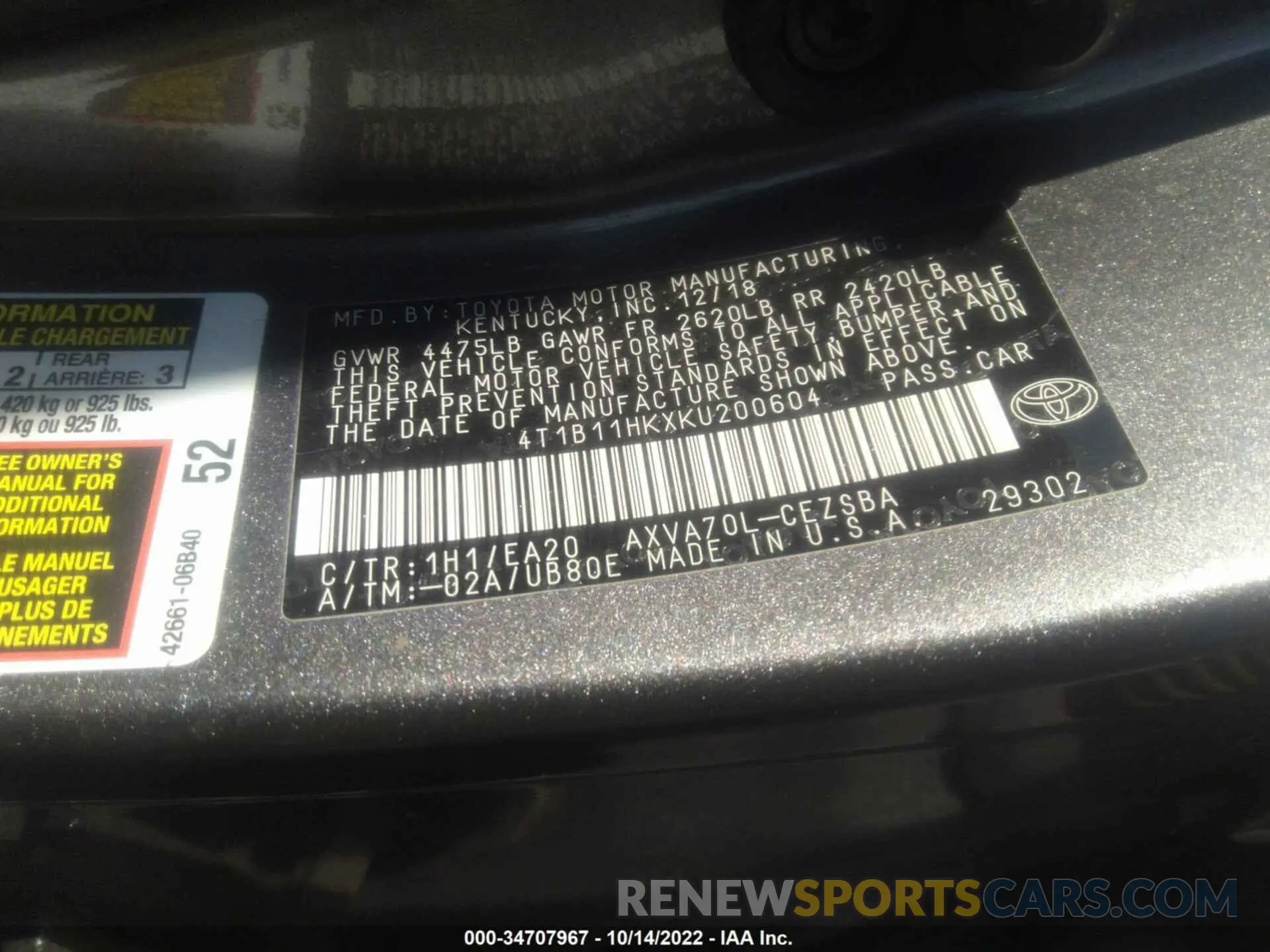 9 Photograph of a damaged car 4T1B11HKXKU200604 TOYOTA CAMRY 2019