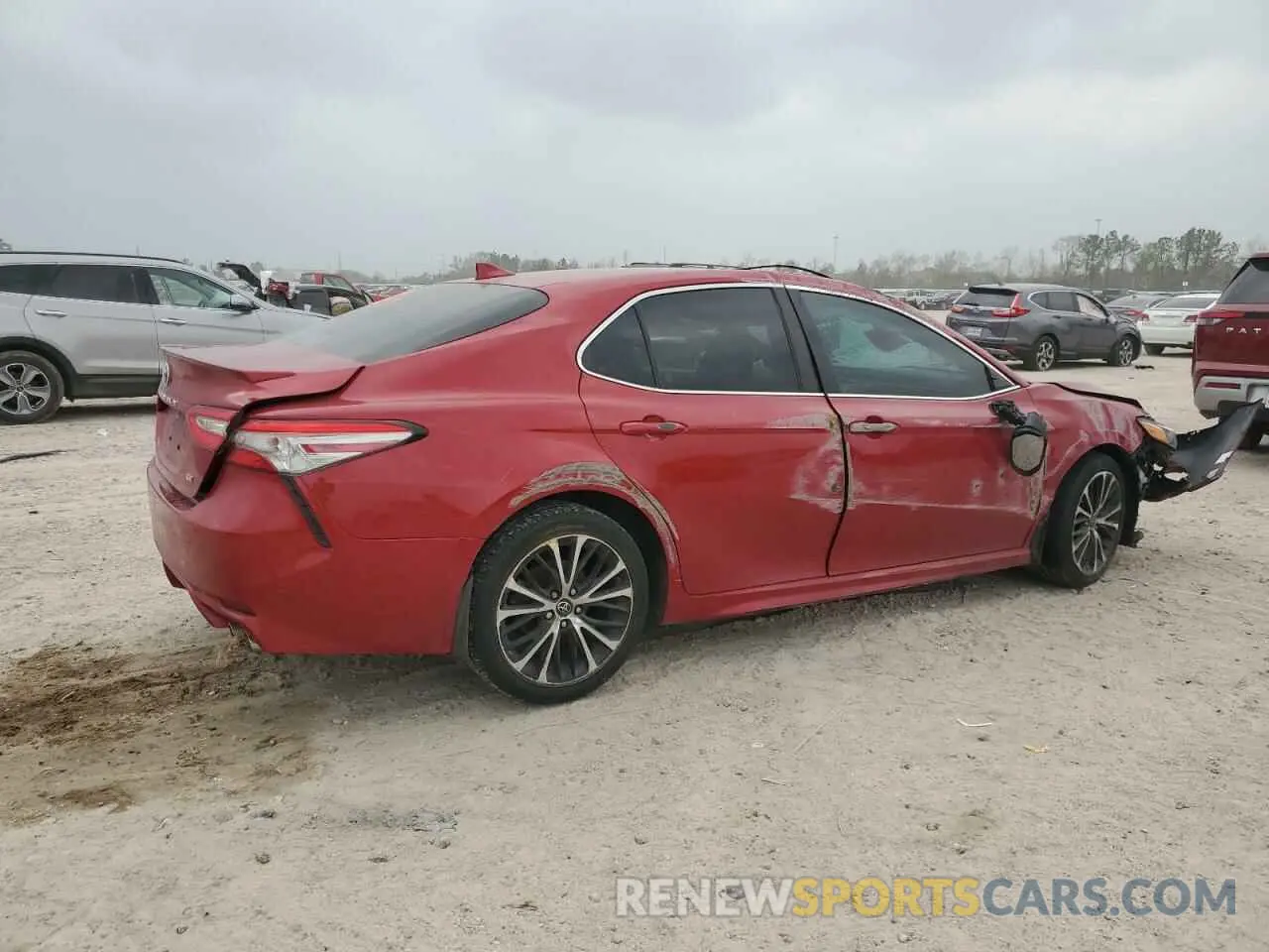 3 Фотография поврежденного автомобиля 4T1B11HKXKU202627 TOYOTA CAMRY 2019