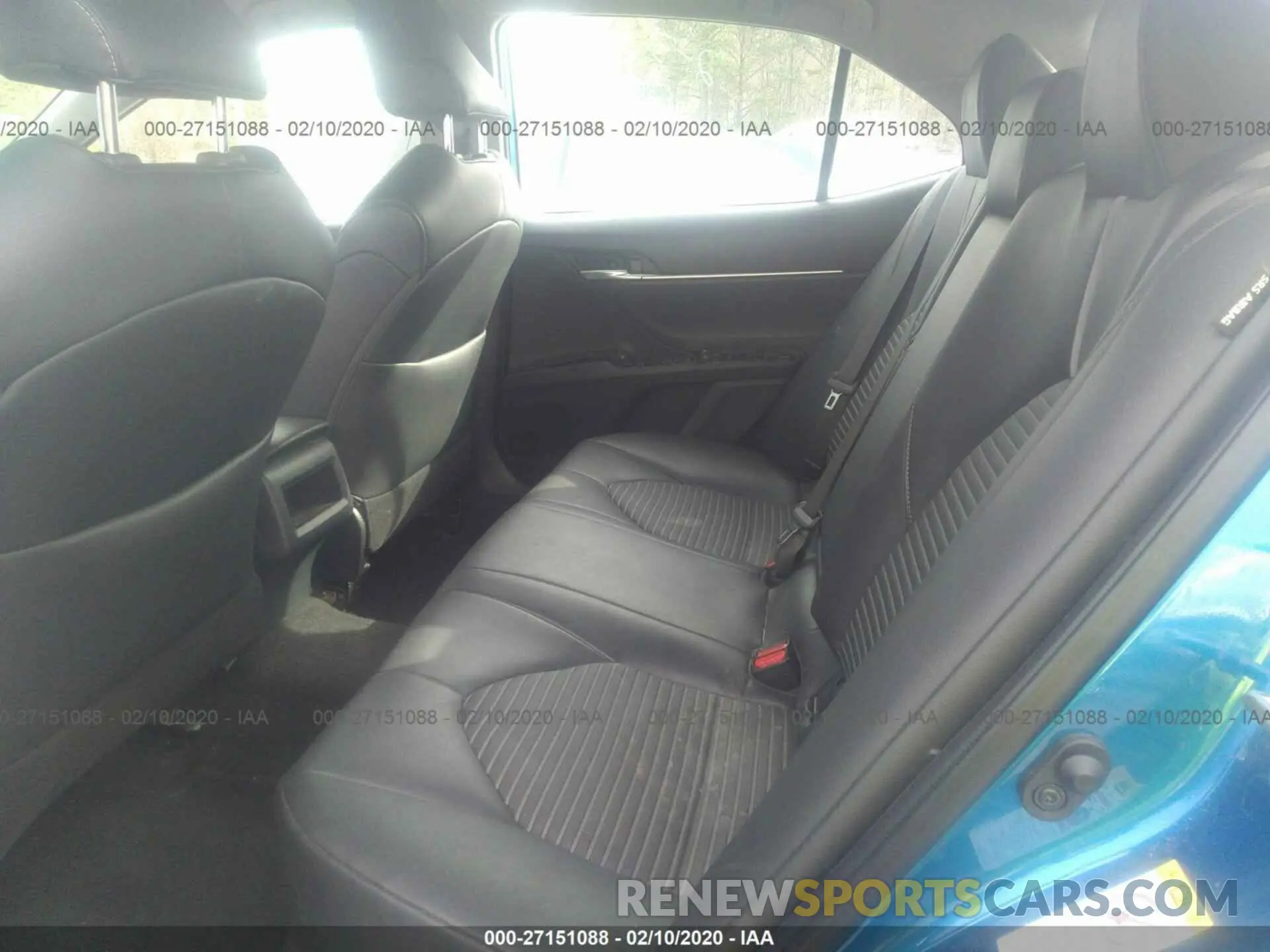 8 Photograph of a damaged car 4T1B11HKXKU210663 TOYOTA CAMRY 2019