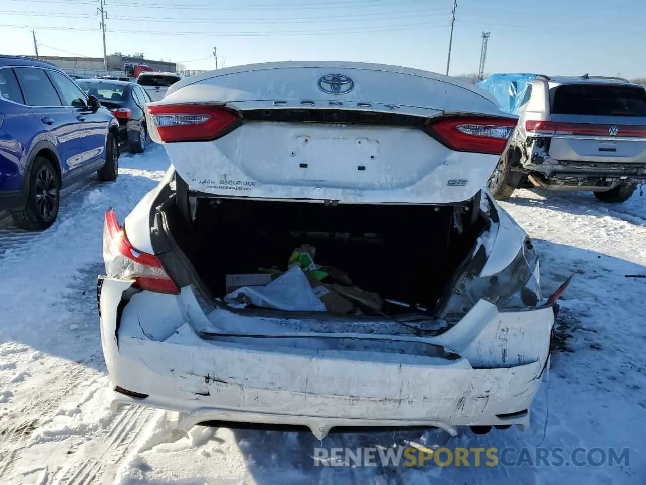 6 Photograph of a damaged car 4T1B11HKXKU212042 TOYOTA CAMRY 2019