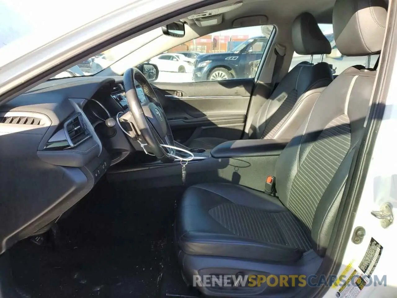 7 Photograph of a damaged car 4T1B11HKXKU212042 TOYOTA CAMRY 2019