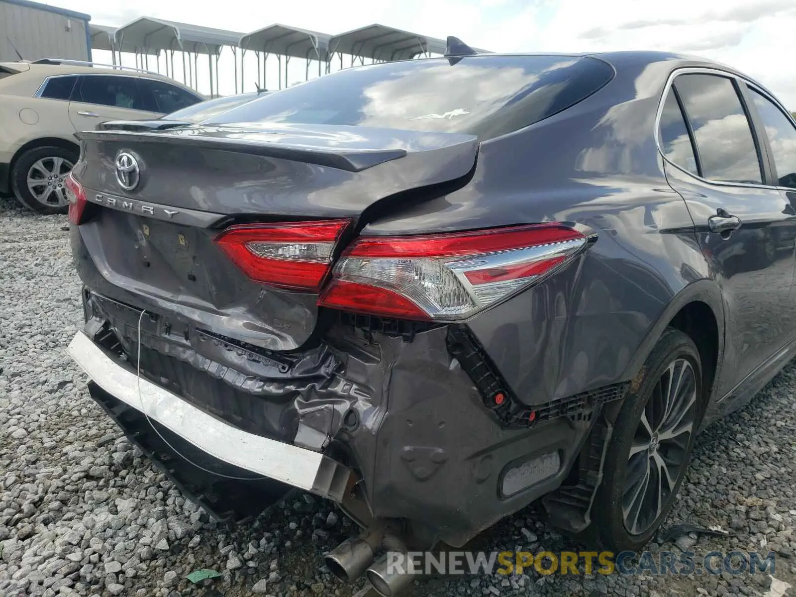 9 Photograph of a damaged car 4T1B11HKXKU212414 TOYOTA CAMRY 2019