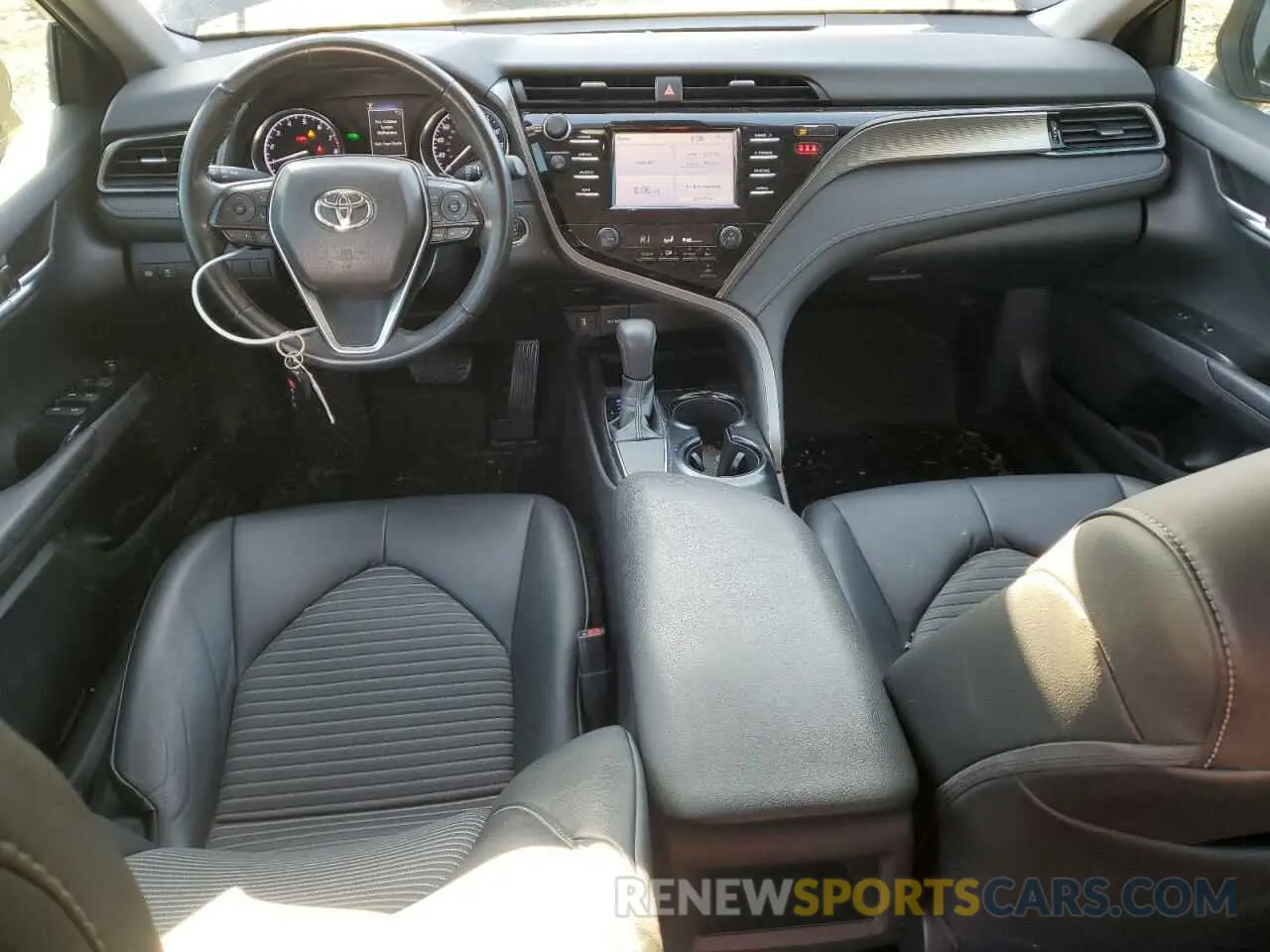 8 Photograph of a damaged car 4T1B11HKXKU212736 TOYOTA CAMRY 2019