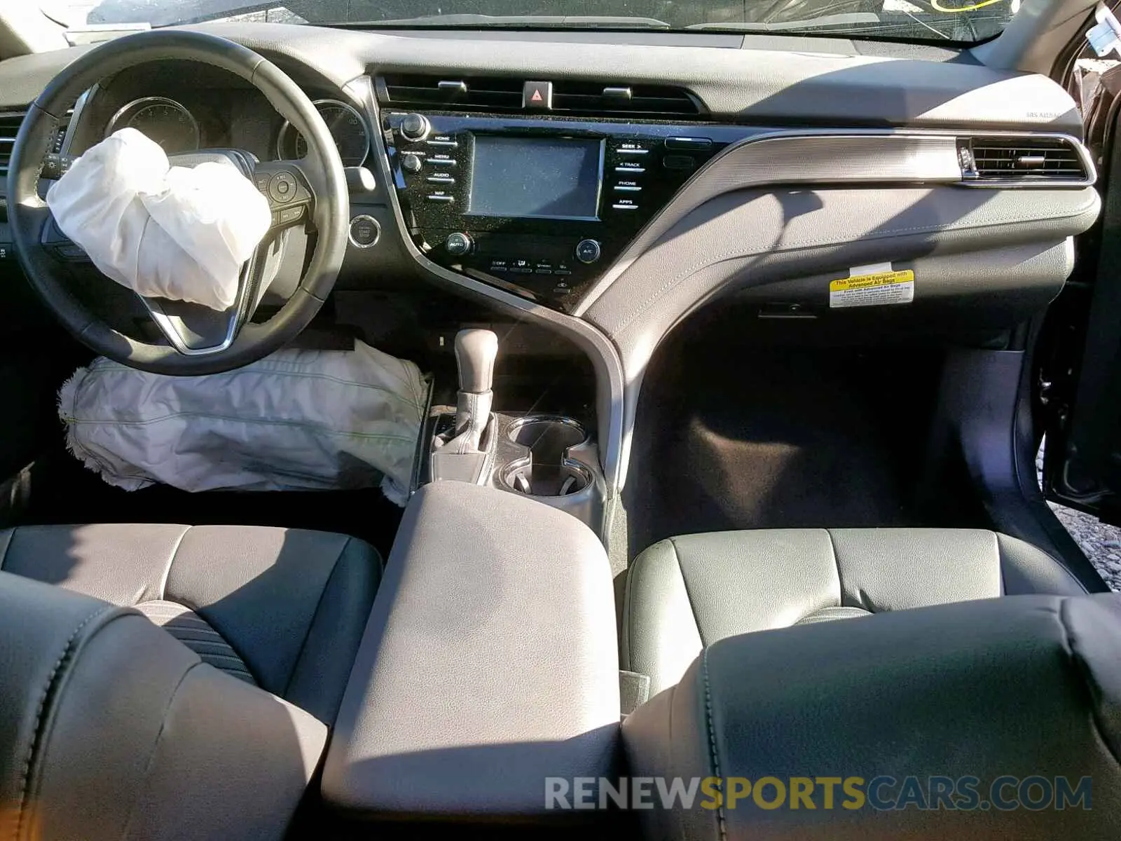 9 Photograph of a damaged car 4T1B11HKXKU216205 TOYOTA CAMRY 2019