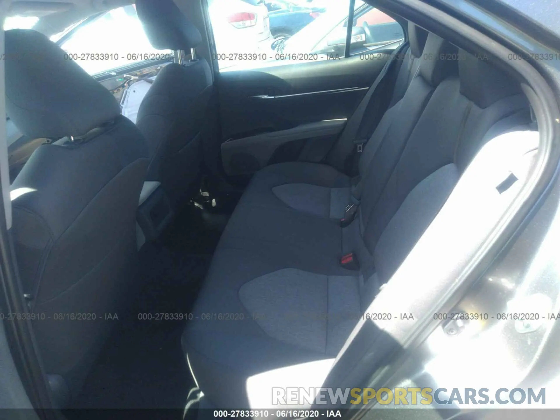 8 Photograph of a damaged car 4T1B11HKXKU227124 TOYOTA CAMRY 2019