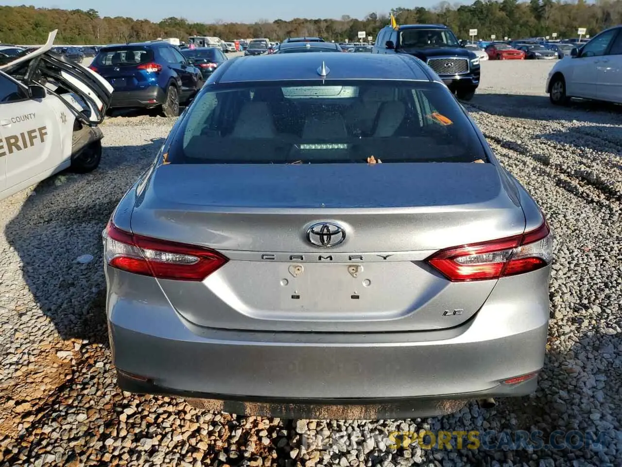 6 Photograph of a damaged car 4T1B11HKXKU239113 TOYOTA CAMRY 2019
