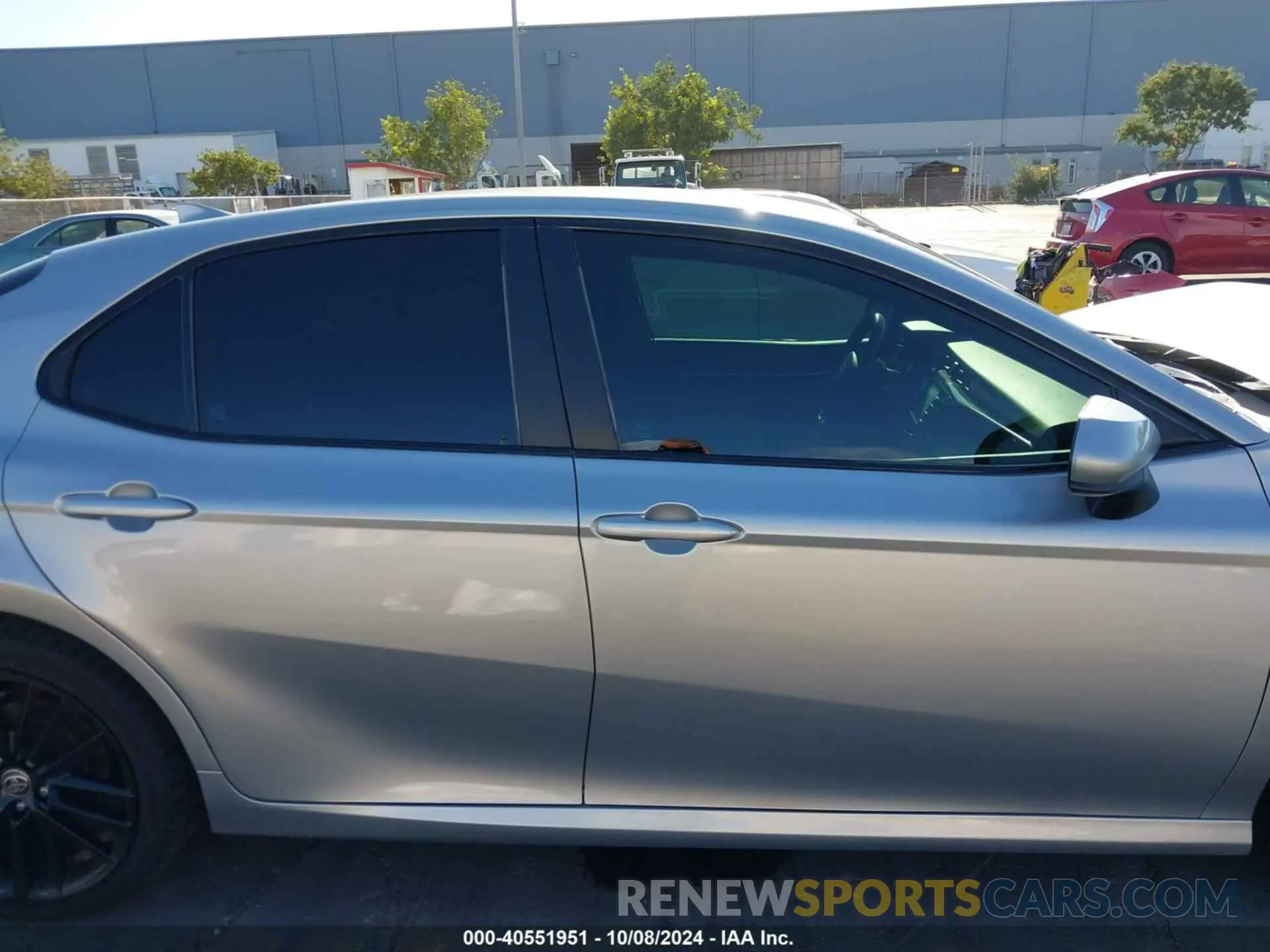 13 Photograph of a damaged car 4T1B11HKXKU248488 TOYOTA CAMRY 2019