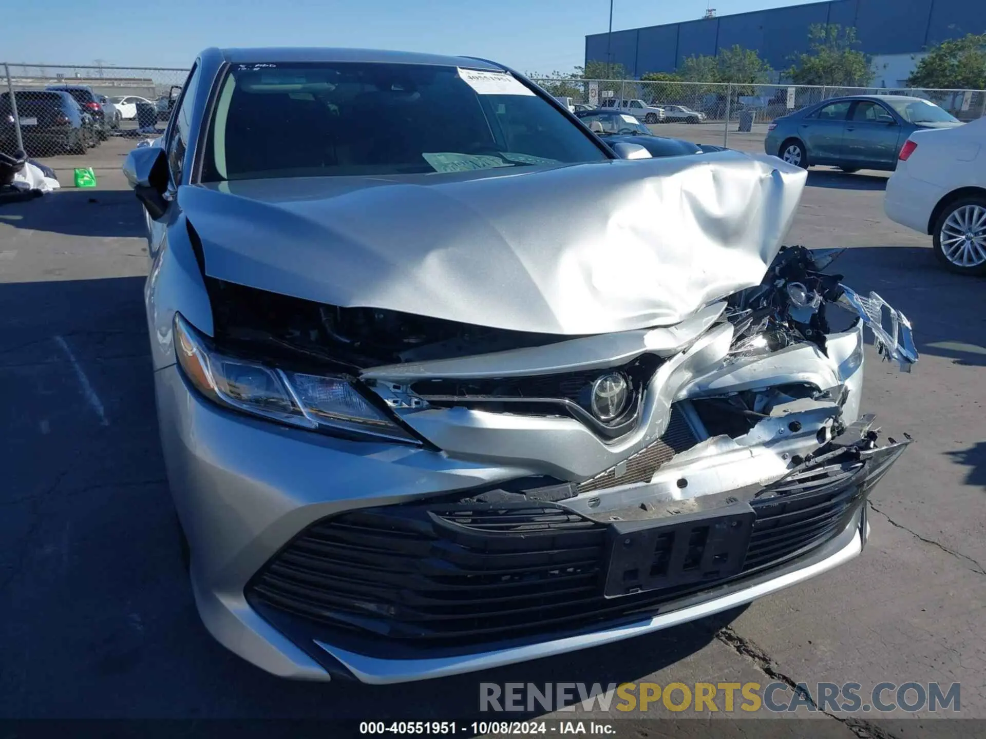 17 Photograph of a damaged car 4T1B11HKXKU248488 TOYOTA CAMRY 2019