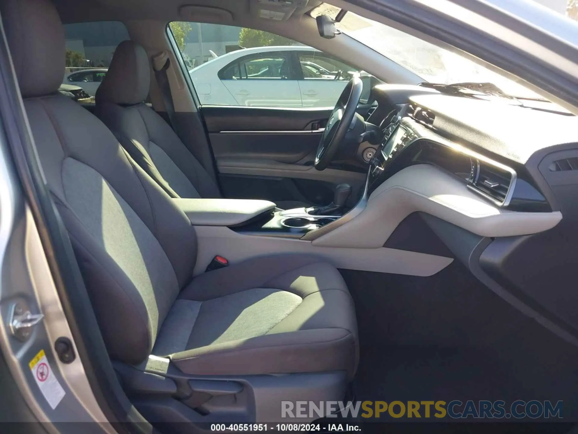 5 Photograph of a damaged car 4T1B11HKXKU248488 TOYOTA CAMRY 2019