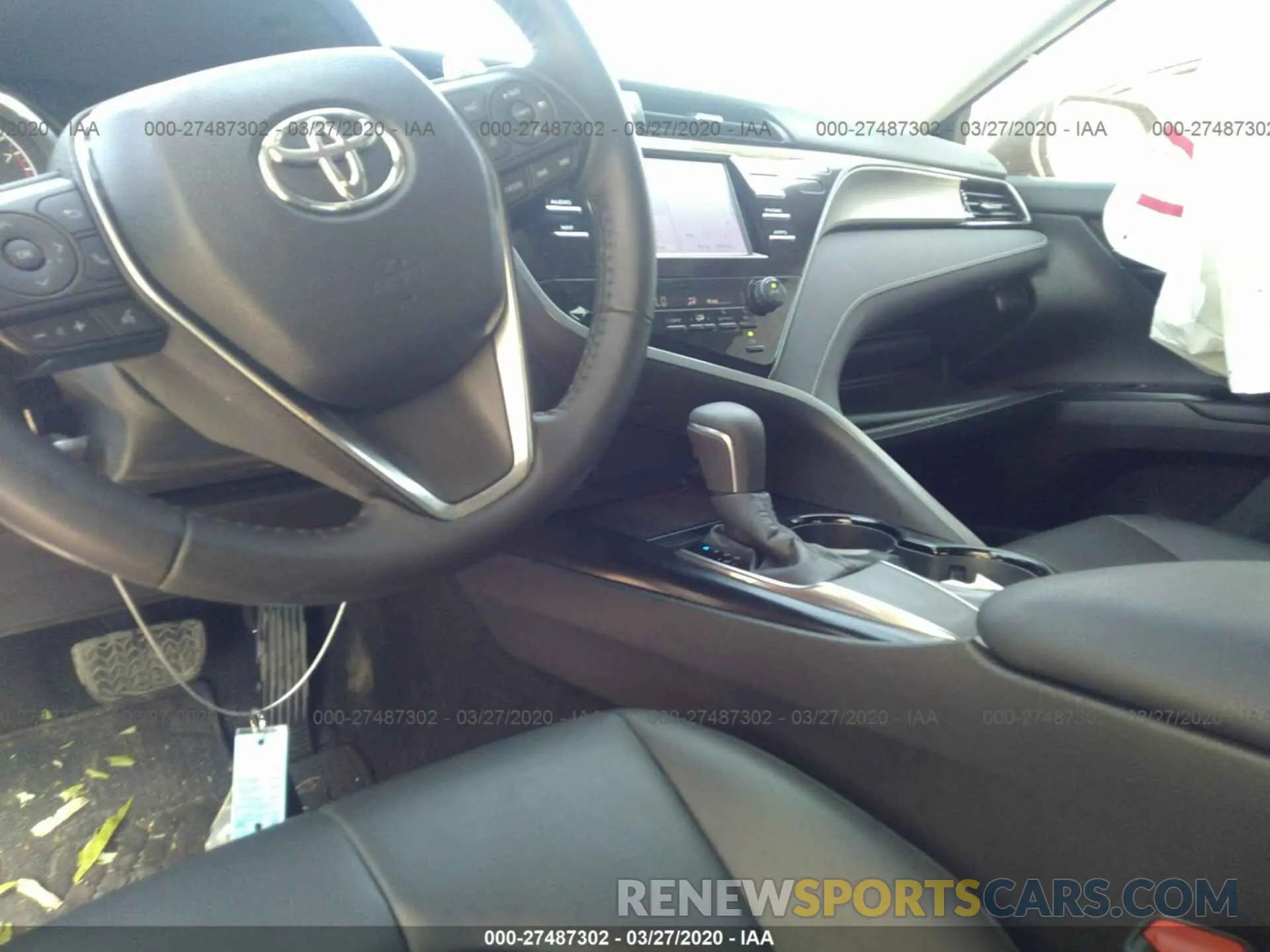 5 Photograph of a damaged car 4T1B11HKXKU252752 TOYOTA CAMRY 2019