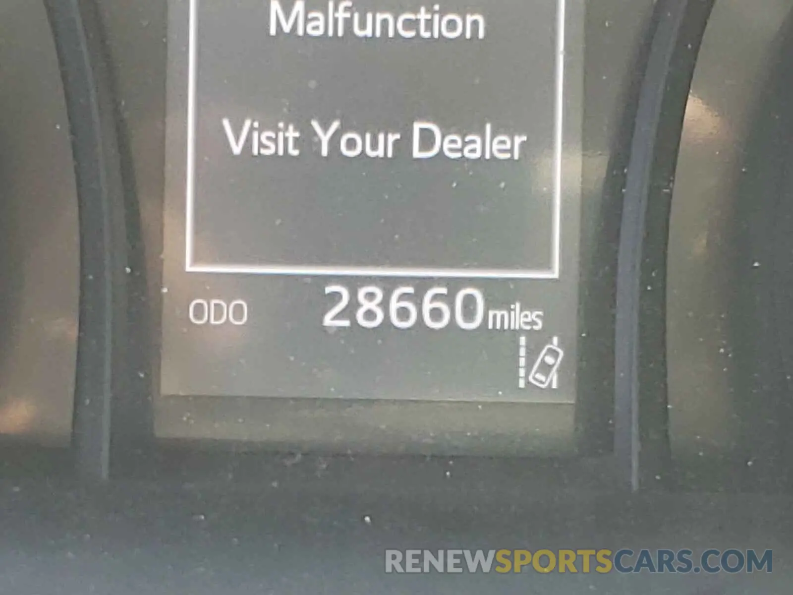 8 Photograph of a damaged car 4T1B11HKXKU254419 TOYOTA CAMRY 2019