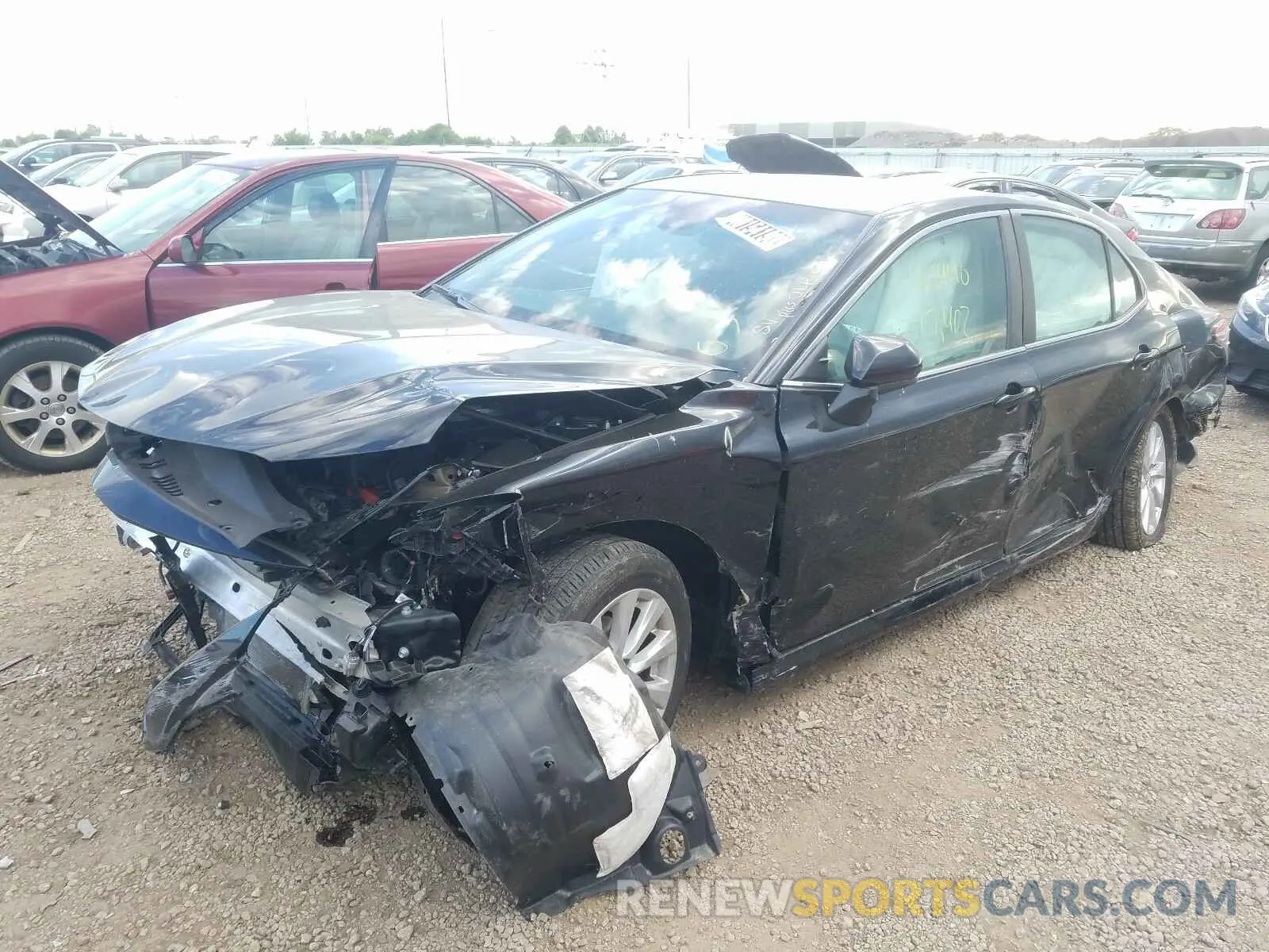 2 Photograph of a damaged car 4T1B11HKXKU255344 TOYOTA CAMRY 2019